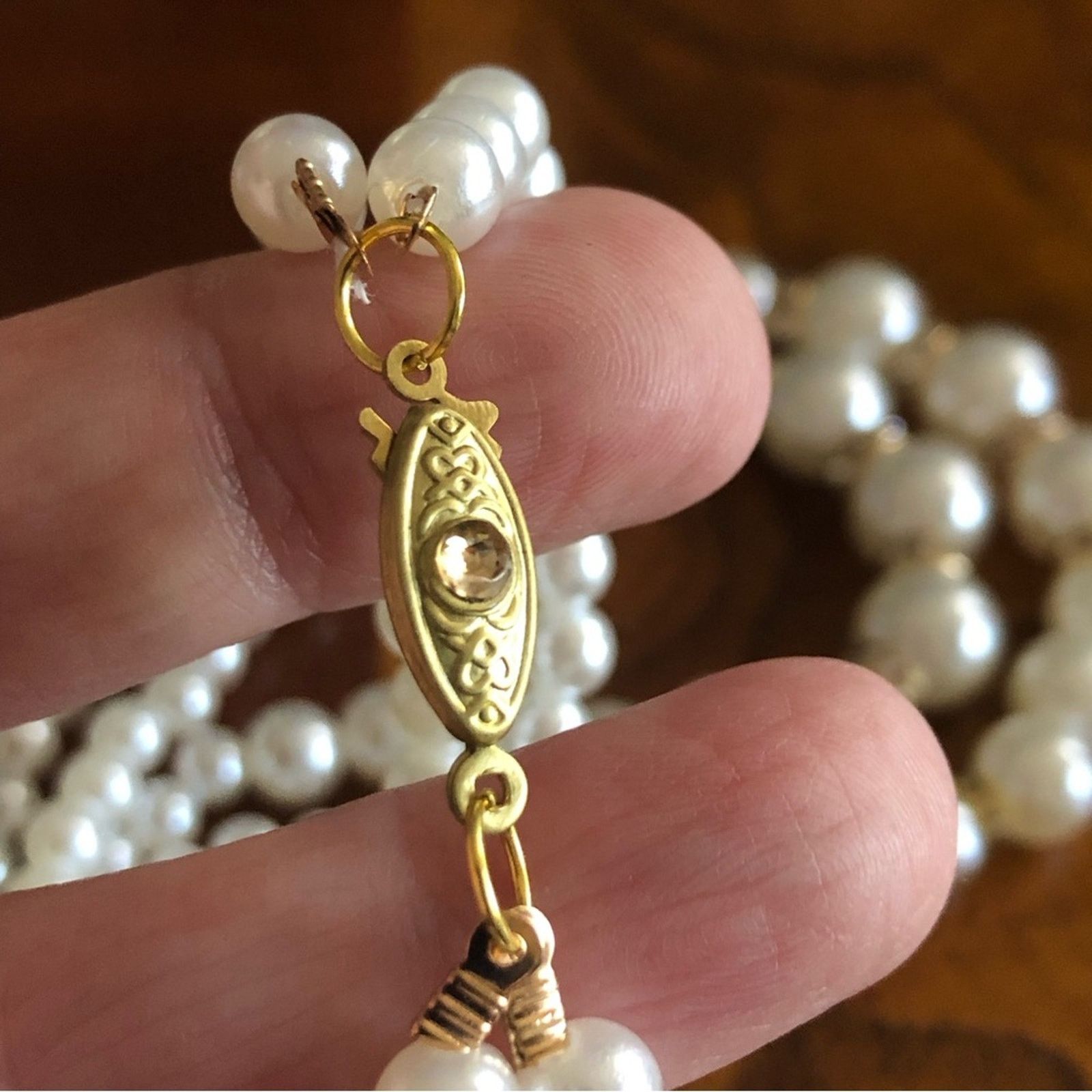 Handmade Handcrafted double strand white acrylic Pearl bead necklace Size ONE SIZE - 9 Thumbnail