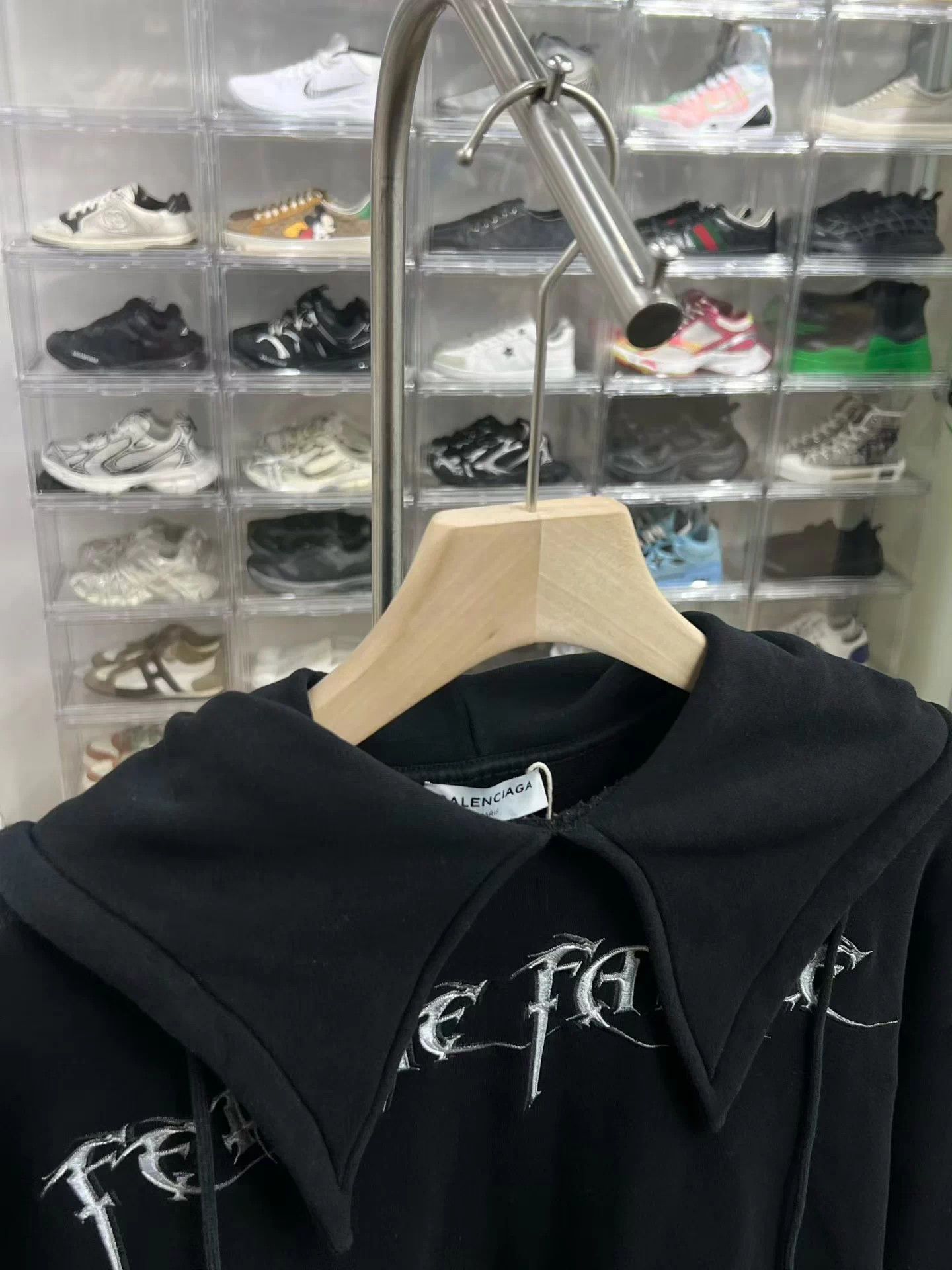 Balenciaga Balenciaga Sanskrit caped hoodie XS Size US XS / EU 42 / 0 - 2 Thumbnail
