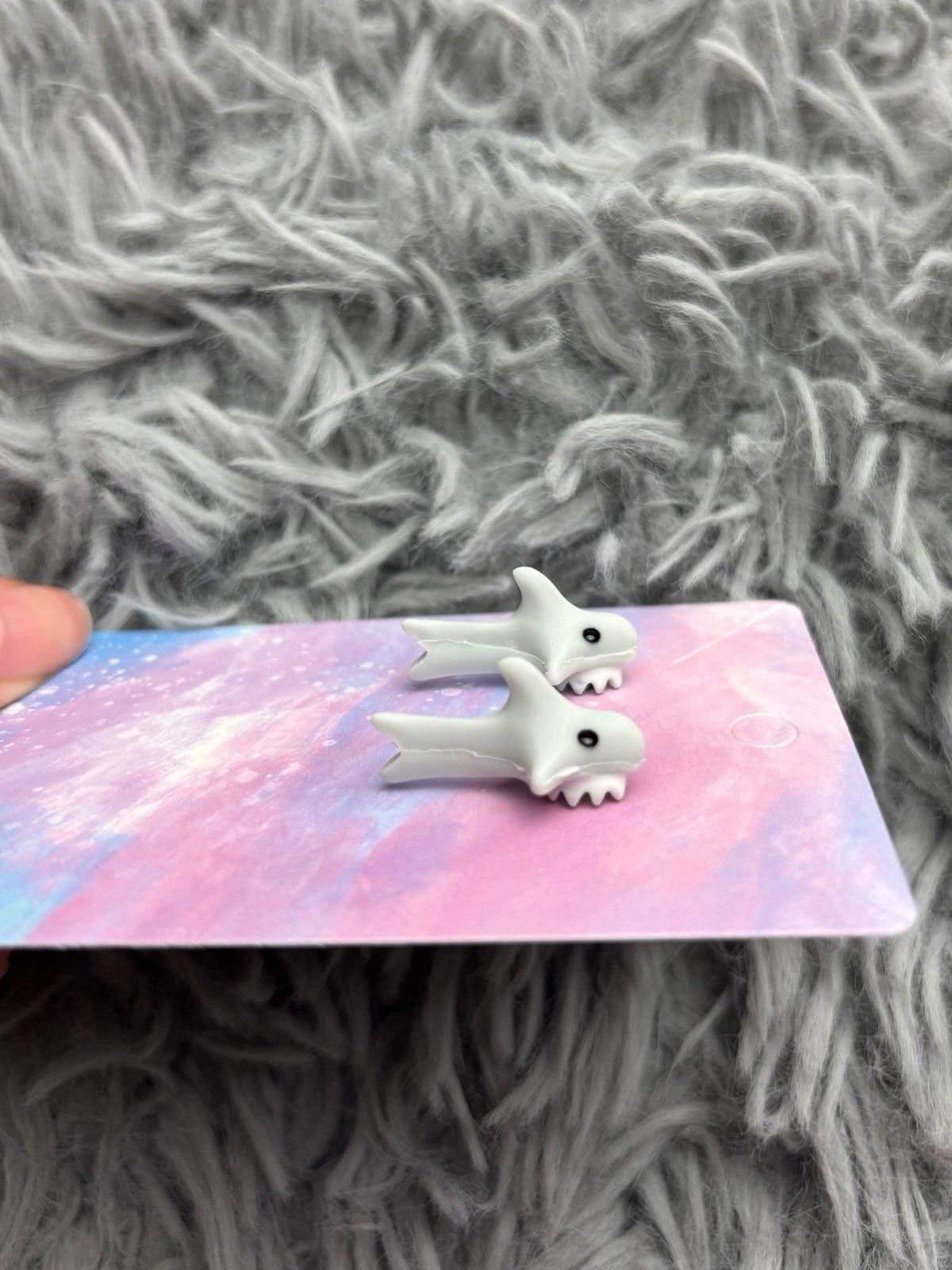 Handmade Shark Earrings Size ONE SIZE - 2 Thumbnail