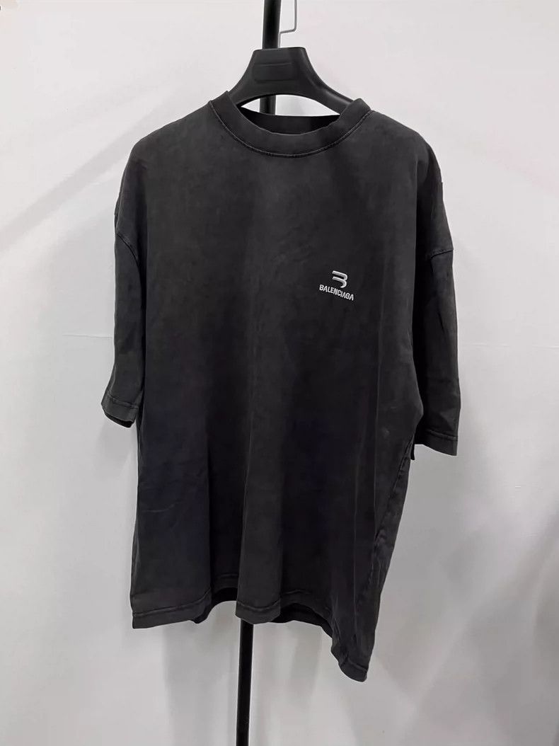 Balenciaga Balenciaga FW21 Sport B Embroidered Logo Short Sleeve T-Sh Size US S / EU 44-46 / 1 - 1 Thumbnail