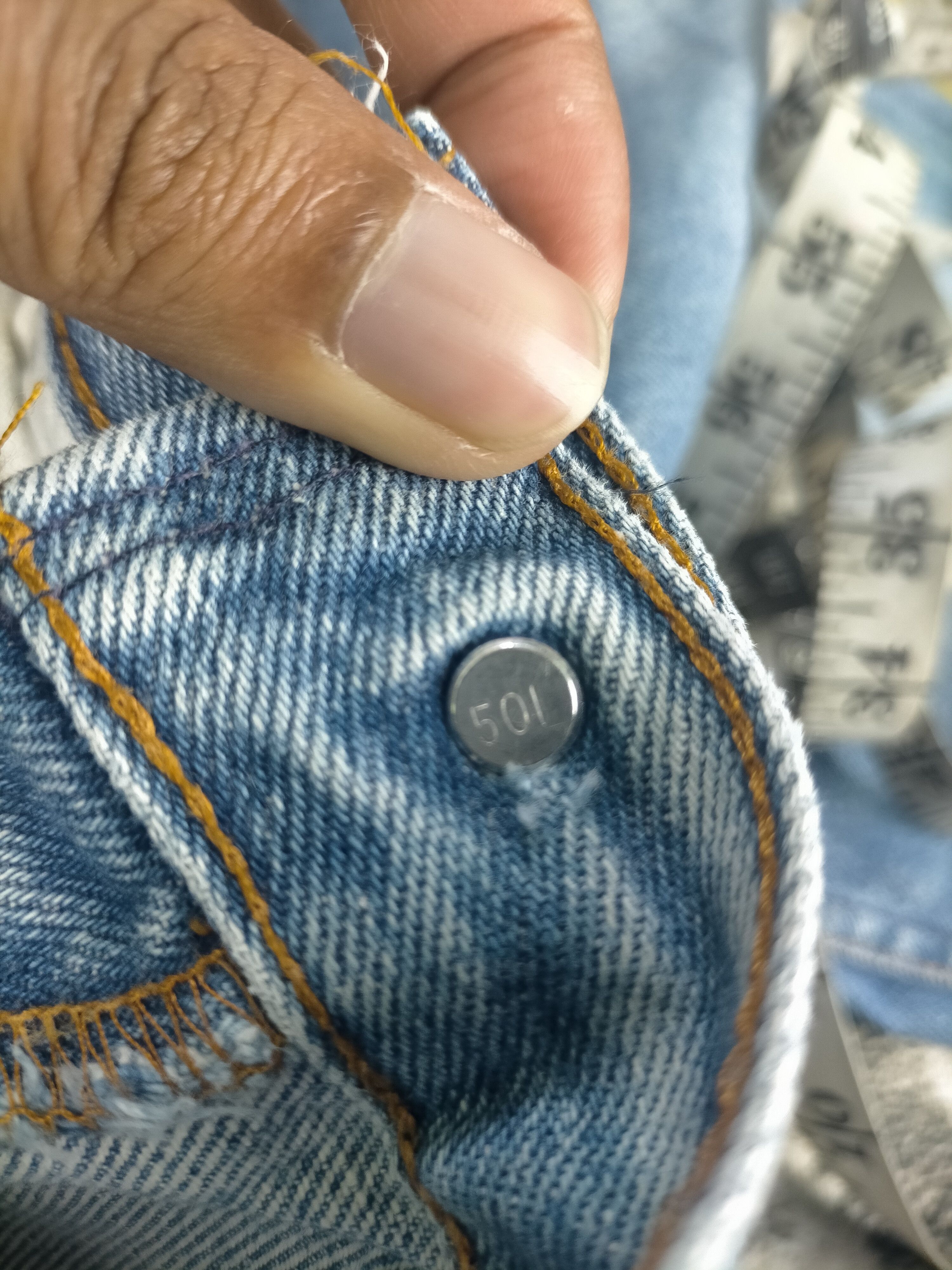 Levi's Vintage Clothing 🔥80s Vintage Levis 501 Button 501 Mudwash Distressed Jeans Size US 31 - 7 Thumbnail