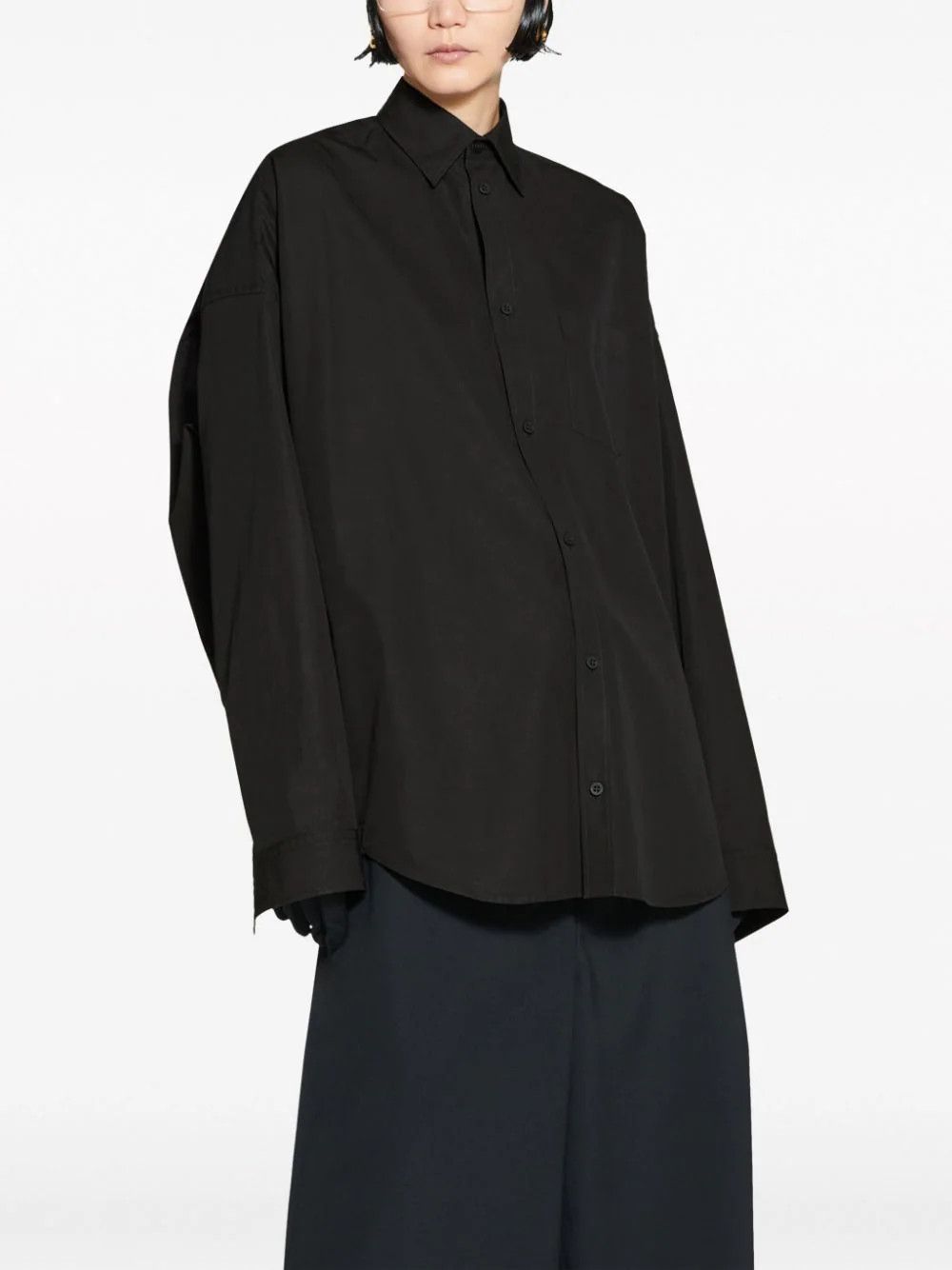 Balenciaga o1mt1gz0924 Cocoon Shirt Large Fit in Black Size M / US 6-8 / IT 42-44 - 5 Thumbnail