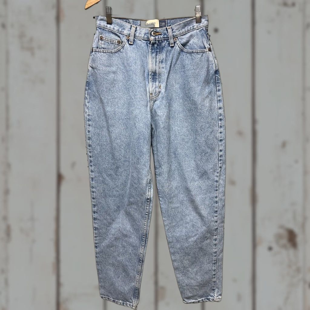 Gap VINTAGE Gap Jeans Womens 10 Regular Reverse Fit Mom Light Wash Denim 90s Size 32" / US 10 / IT 46 - 1 Thumbnail