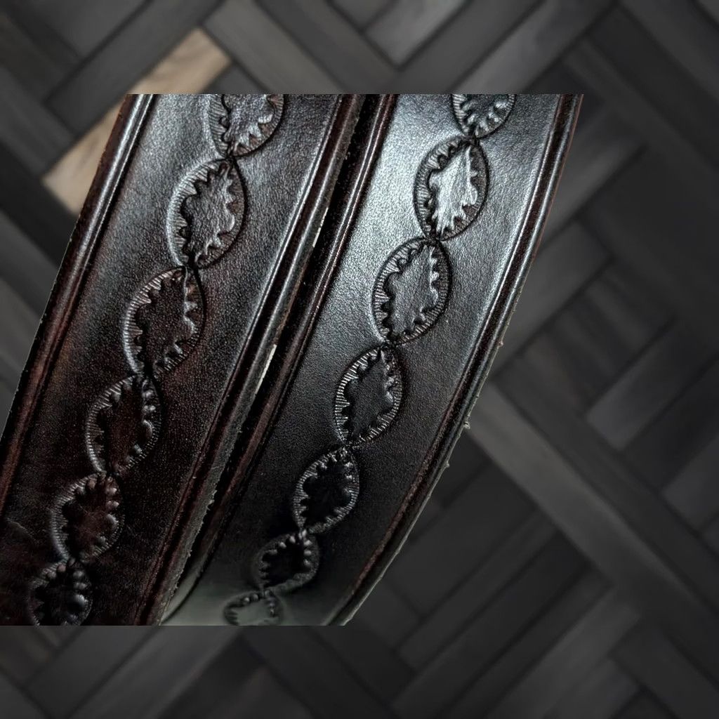 Vintage VINTAGE WESTERN leather Belt 40 brown GEOMETRIC COWBOY handcrafted TOOLED buckle Size 40 - 1 Thumbnail