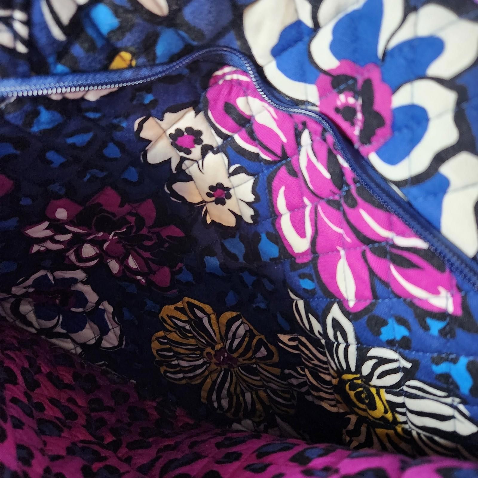 Designer Vera Bradley African Violet Make A Change Diaper Bag Size ONE SIZE - 8 Thumbnail