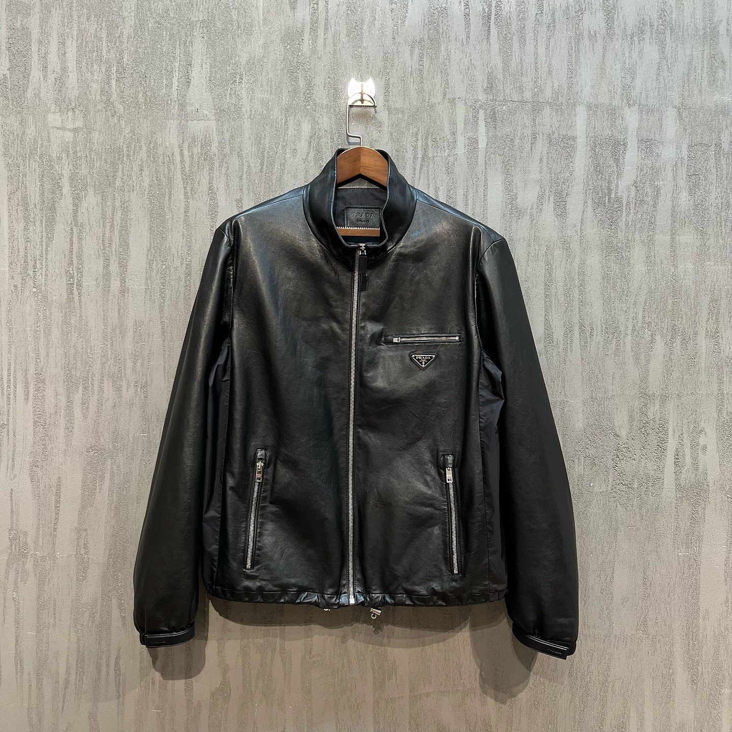 Prada Prada Logo Leather Jacket Size M Size US M / EU 48-50 / 2 - 1 Thumbnail
