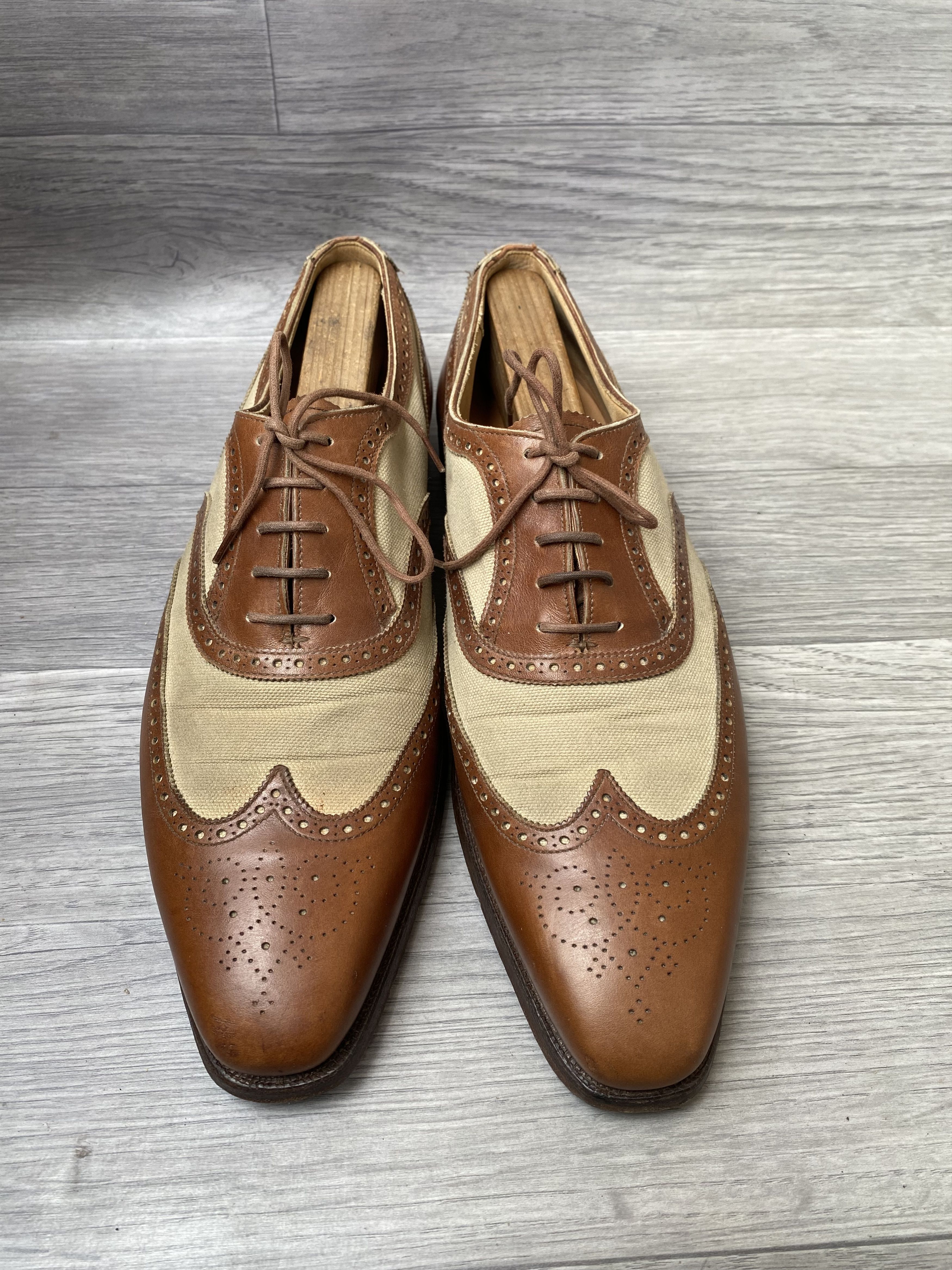 Crockett & Jones Crockett and jones two tone wingtip dress oxford shoes Size US 9 / EU 42 - 3 Thumbnail