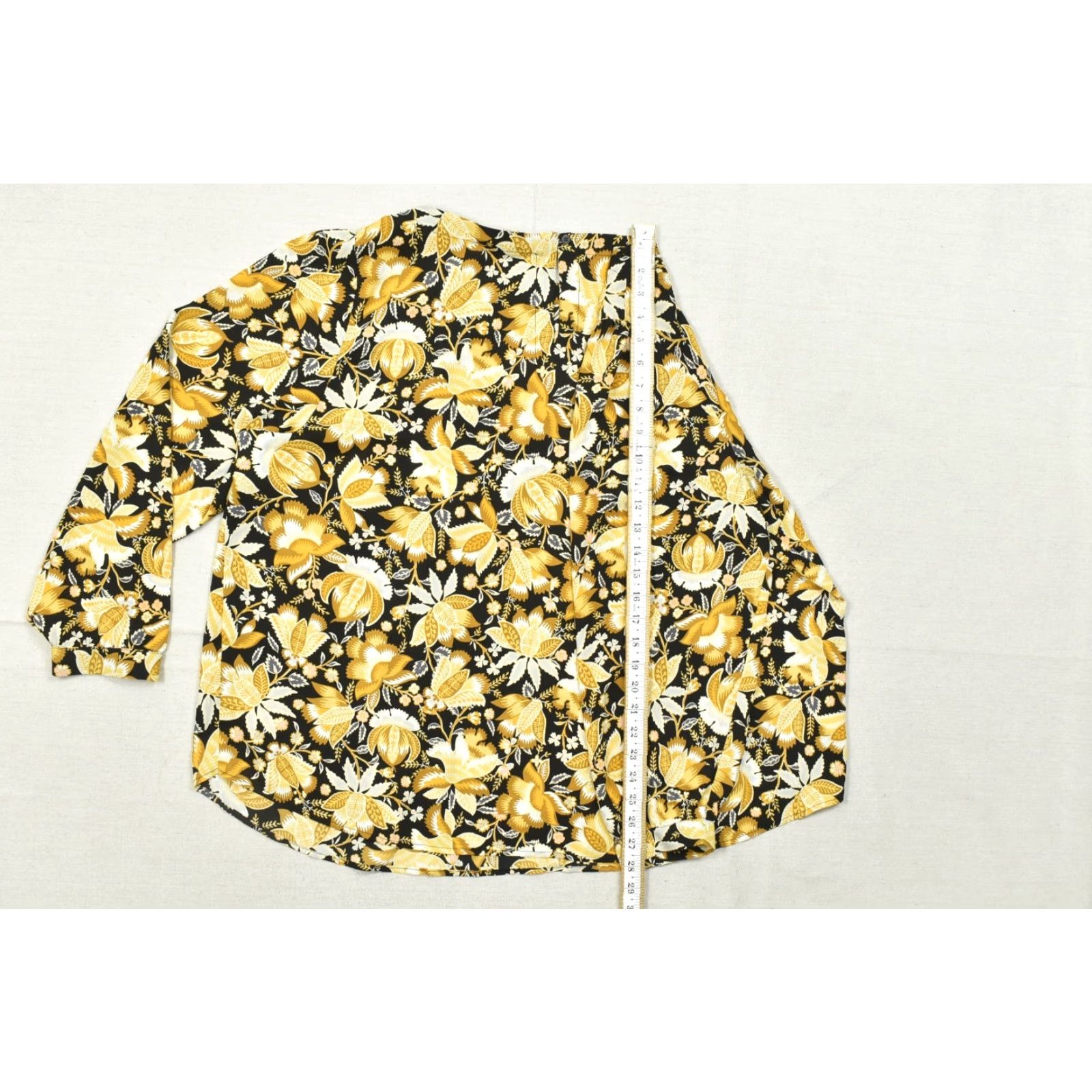 Loft VINTAGE? No — Loft PLUS Blouse Womens Size 22 Yellow Floral Long Sleeve Crew Neck Keyhole Lightweight Polyester Shirt Size 3XL / US 20-22 - 5 Thumbnail