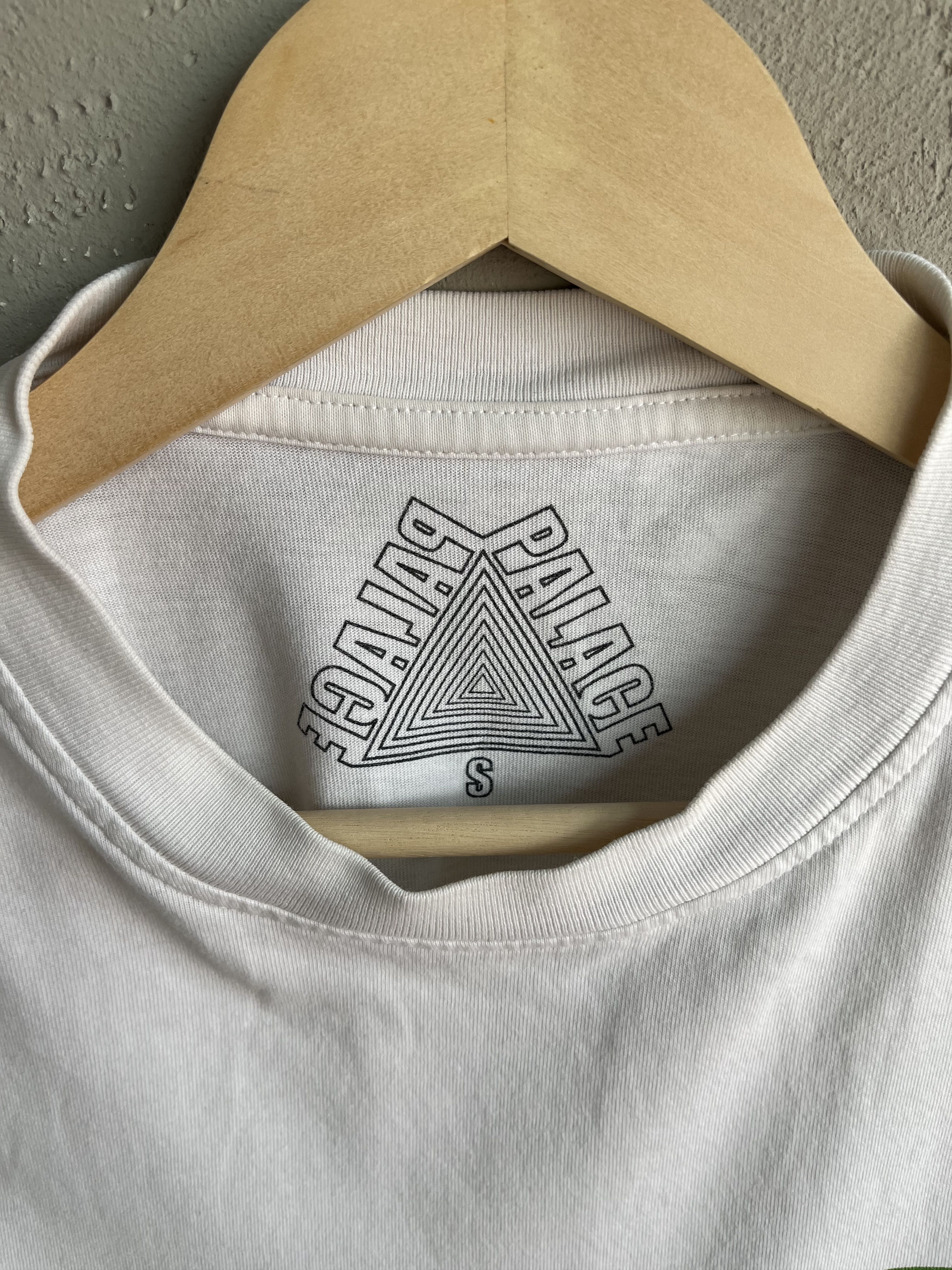 Palace Palace Skateboarding Jesus Saves Y2K Rare Japanese T Shirt Size US S / EU 44-46 / 1 - 7 Thumbnail