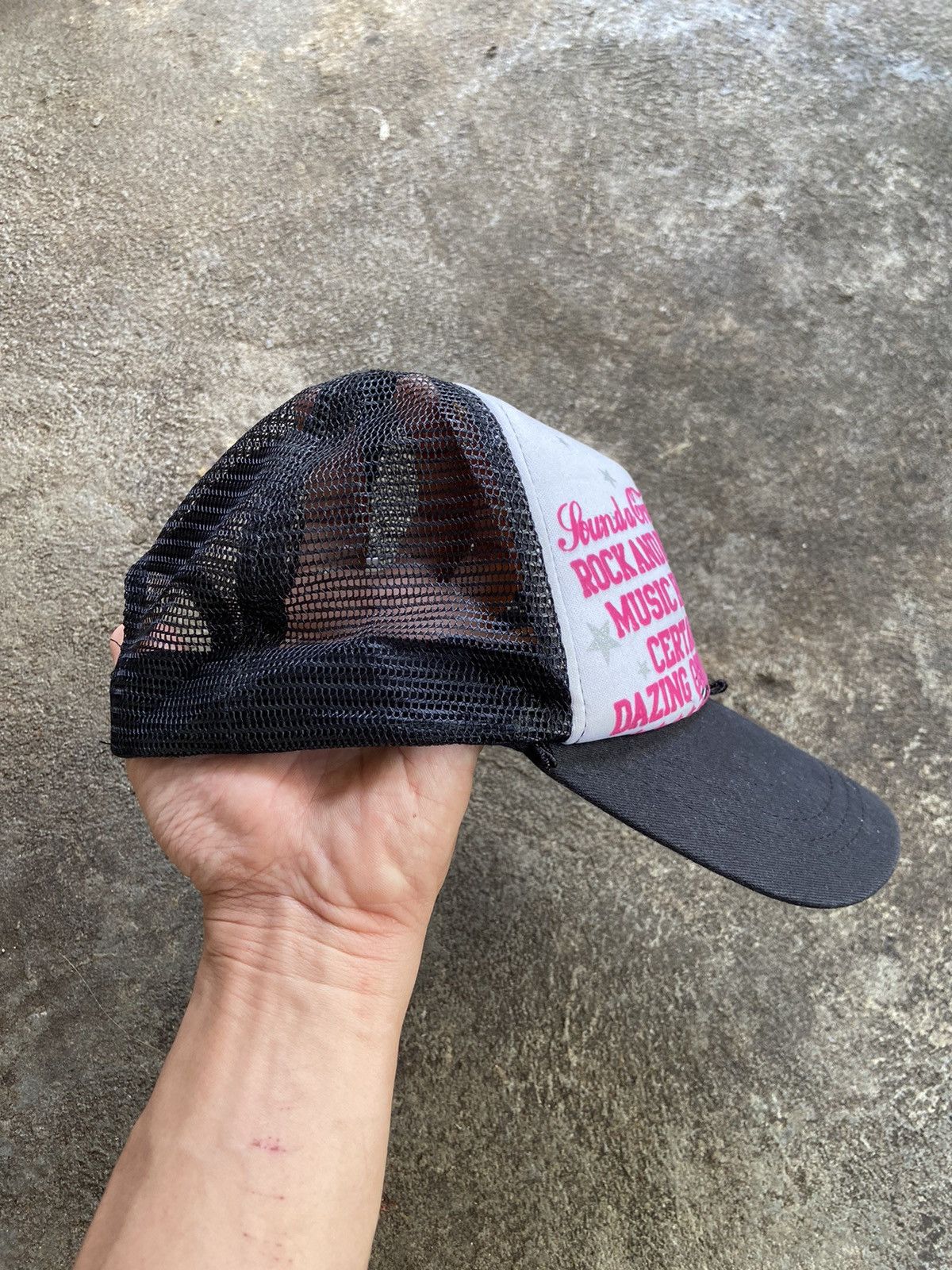 Japanese Brand ROCK & ROLL MUSIC HAS A CERTAIN DAZING QUALITY CAP Size ONE SIZE - 6 Thumbnail