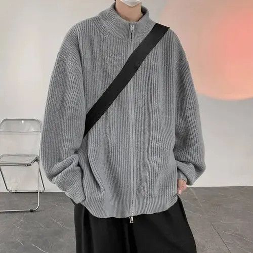image of Vintage Warm Men's Sweater With Zipper in Grey (Size Medium)