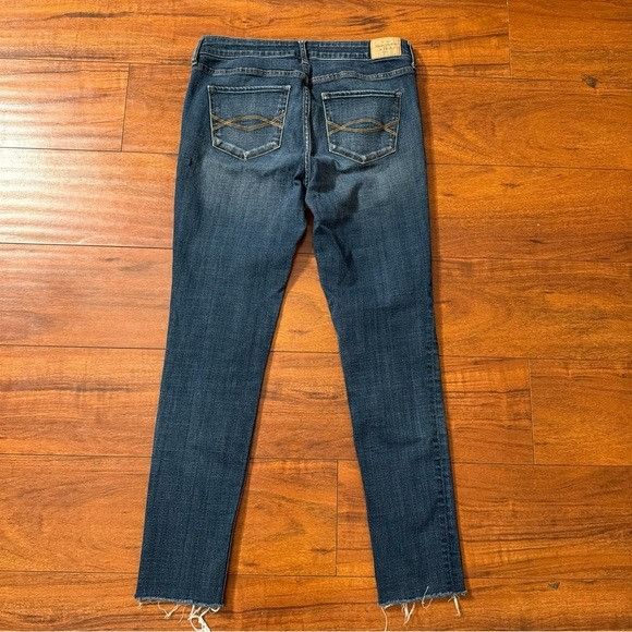 Abercrombie & Fitch Abercrombie & Fitch Dark Blue Denim Jeans Sz 6R 28 x 31 Size 28" / US 6 / IT 42 - 2 Thumbnail
