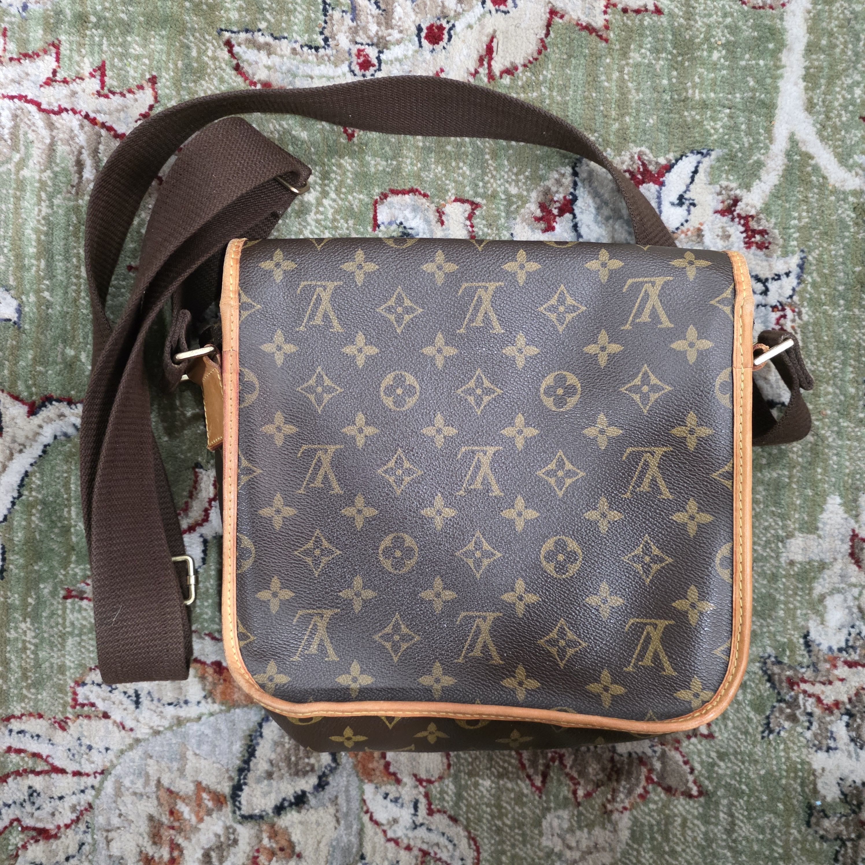 Louis Vuitton Louis Vuitton Monogram Bosphore PM Messenger Bag Size ONE SIZE - 2 Thumbnail