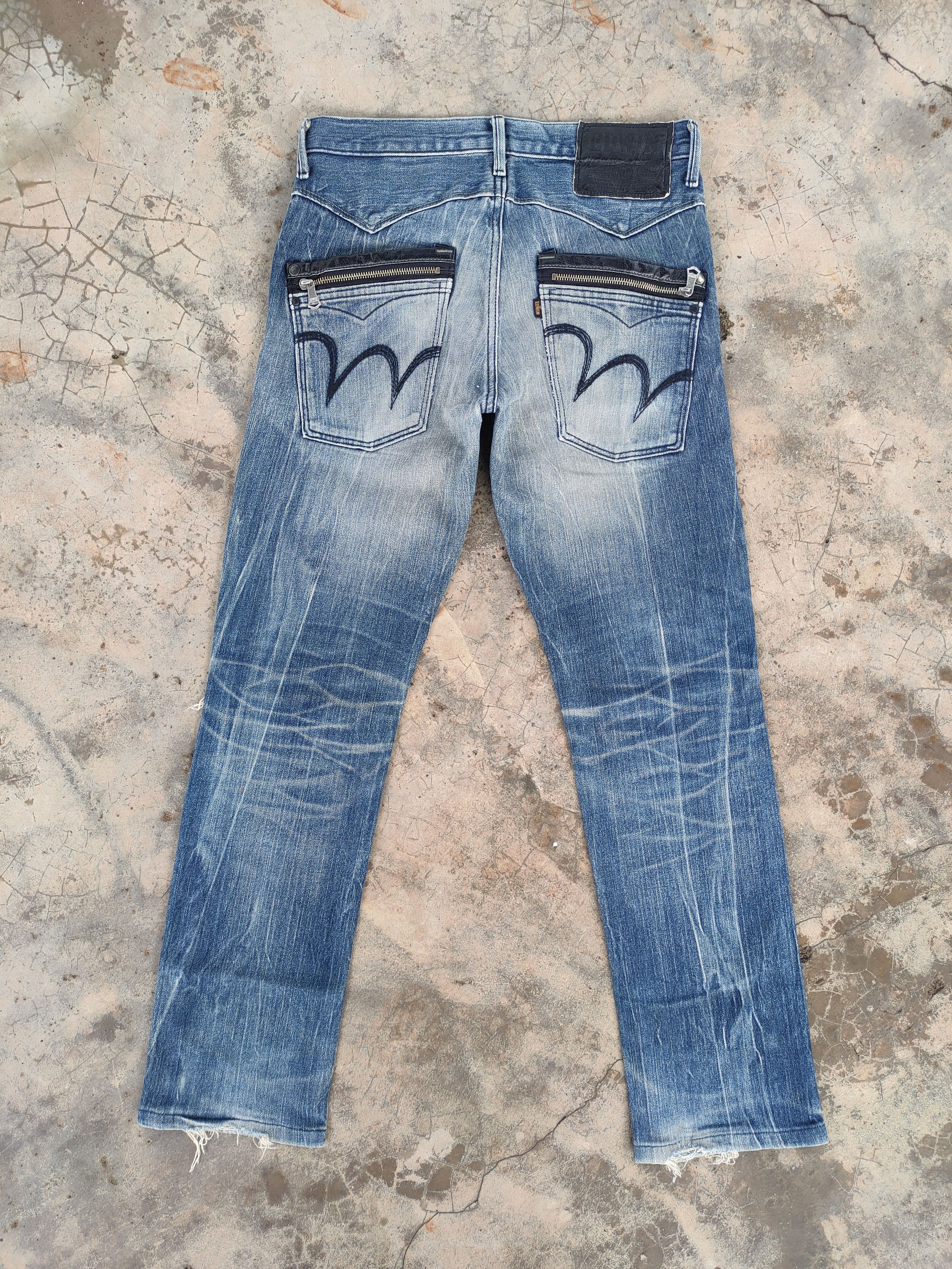 Edwin VINTAGE EDWIN FADED DISTRESSED JEANS DENIM PANTS Size US 31 - 1 Thumbnail