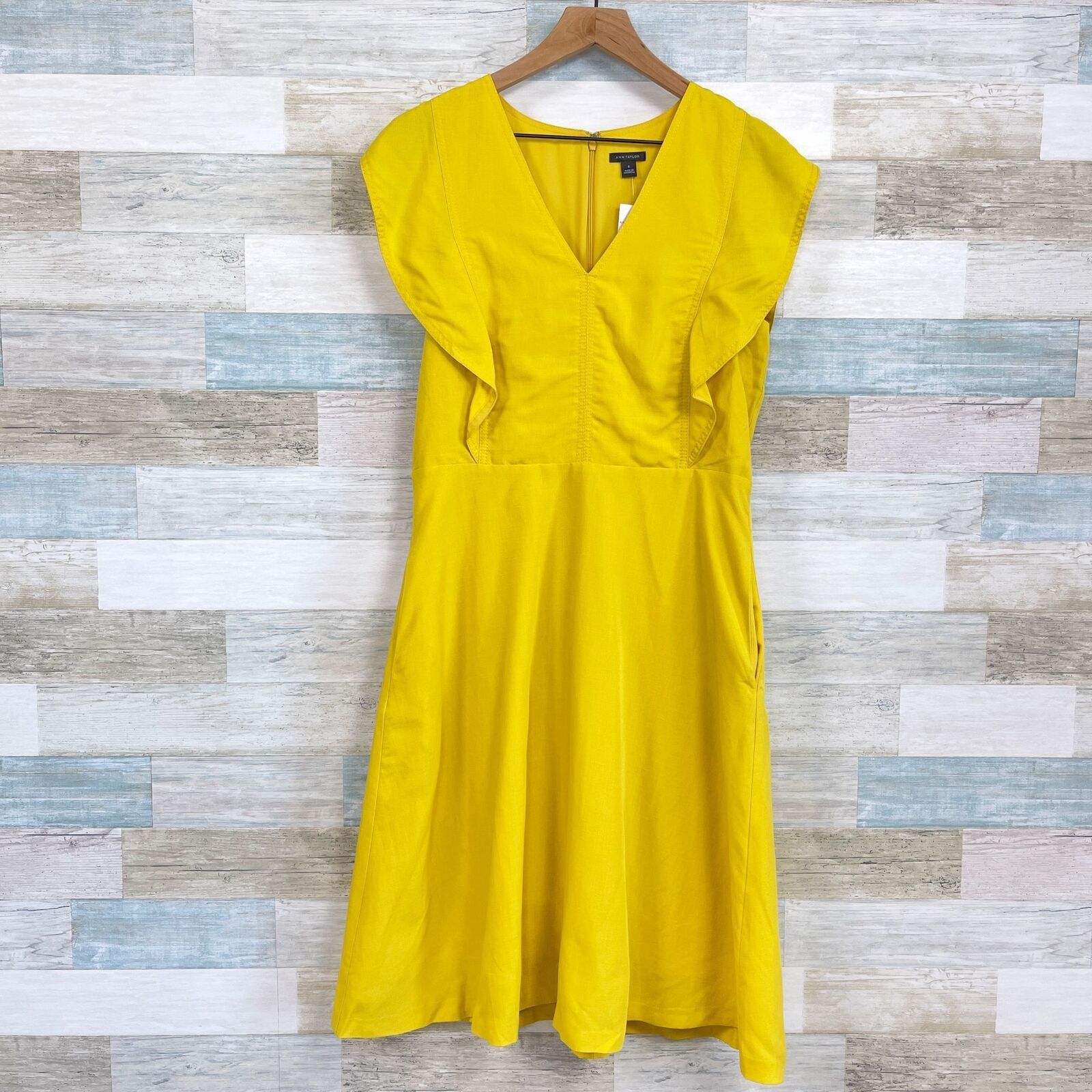 Ann Taylor Ann Taylor Ruffle Sleeve Midi Flare Dress Yellow Linen 8 Size M / US 6-8 / IT 42-44 - 1 Thumbnail