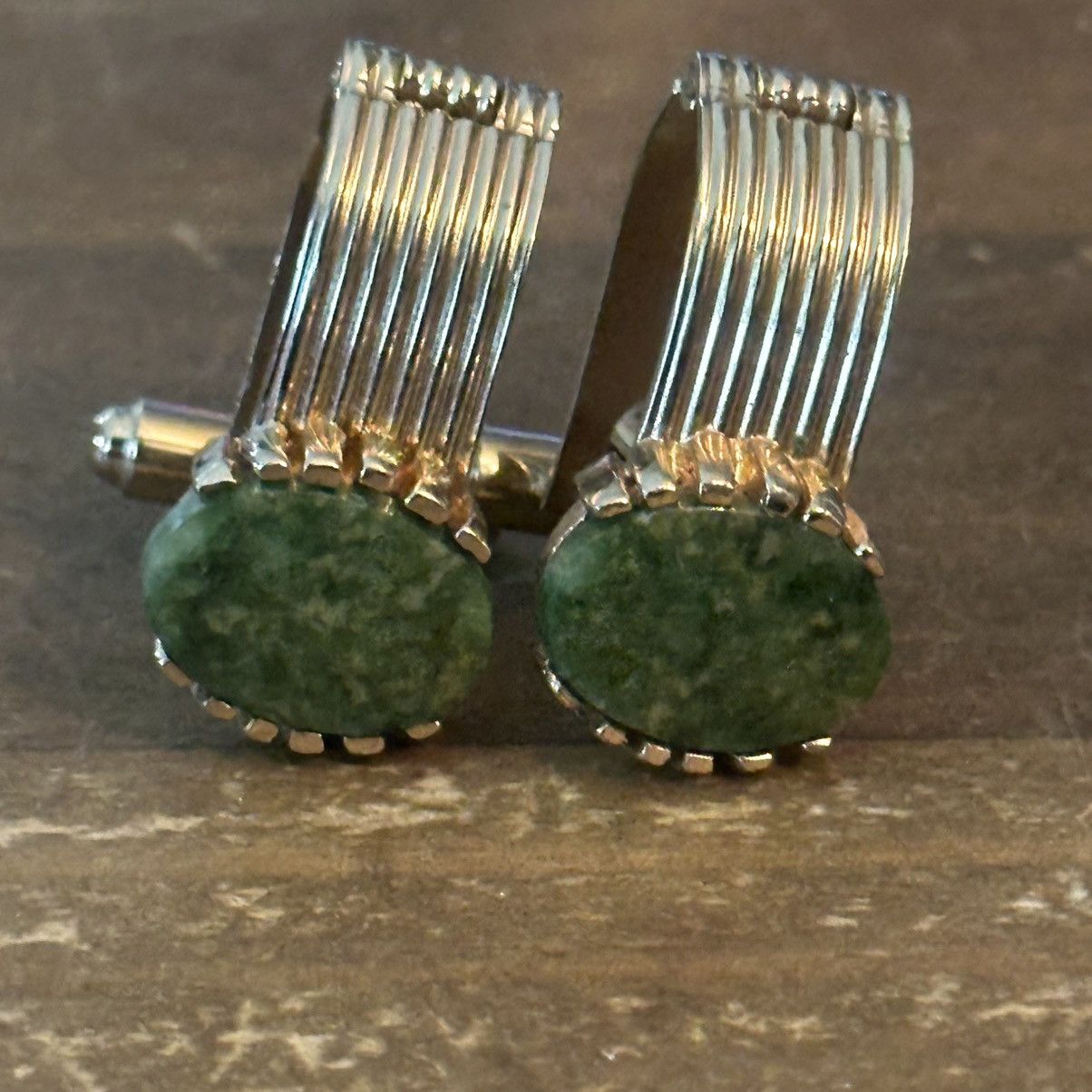 Other Gold tone moss agate cuff links Size ONE SIZE - 3 Thumbnail