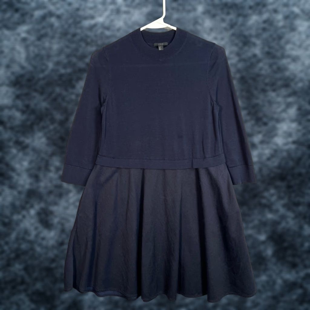 Cos COS Navy Blue Fit & Flare Knit Dress 3/4 Sleeve XS Adult Womens Dress