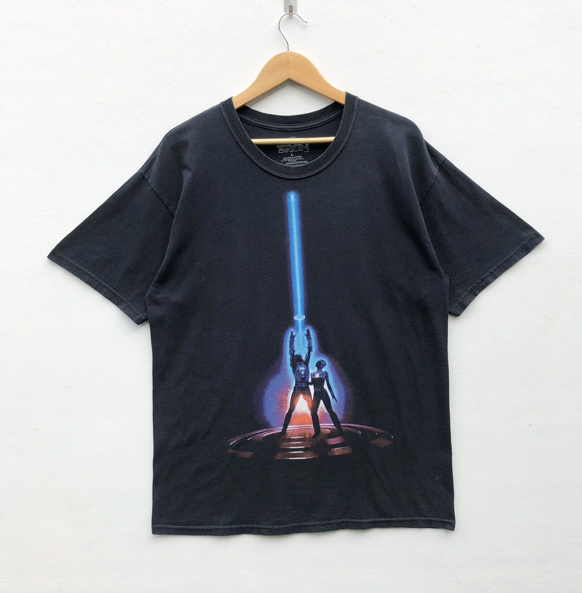 Disney Daft Punk Shirt Tron Legacy Disney Movie Men's Size L Shirt Size US L / EU 52-54 / 3 - 1 Thumbnail