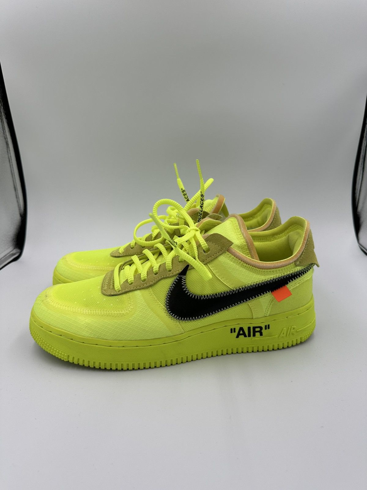 Nike × Off-White Nike OFF-White Volt Air Force 1 Size US 10 / EU 43 - 2 Thumbnail