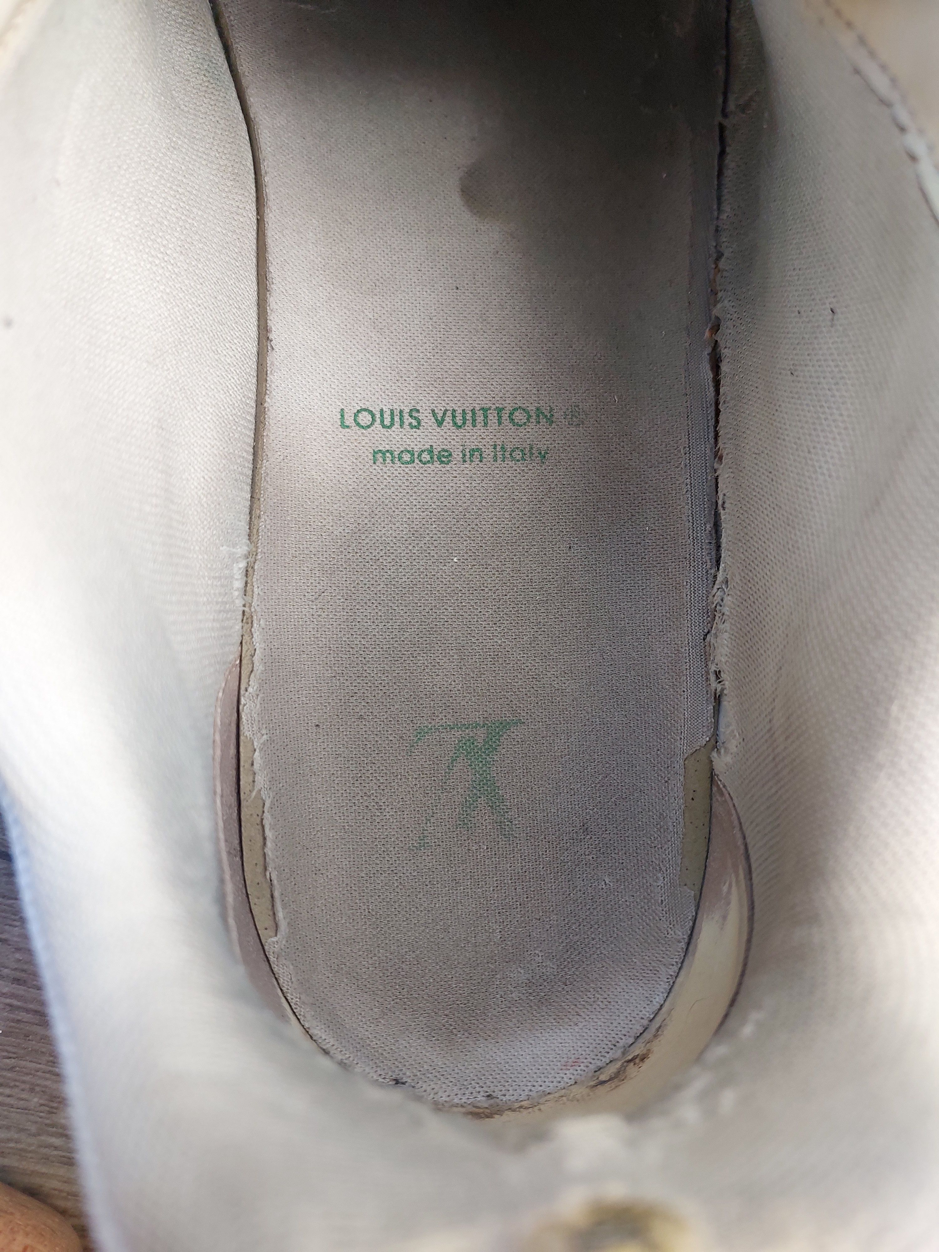 Louis Vuitton Louis Vuitton Green and White Trainer Sneaker -2508 Size US 10 / EU 43 - 18 Thumbnail