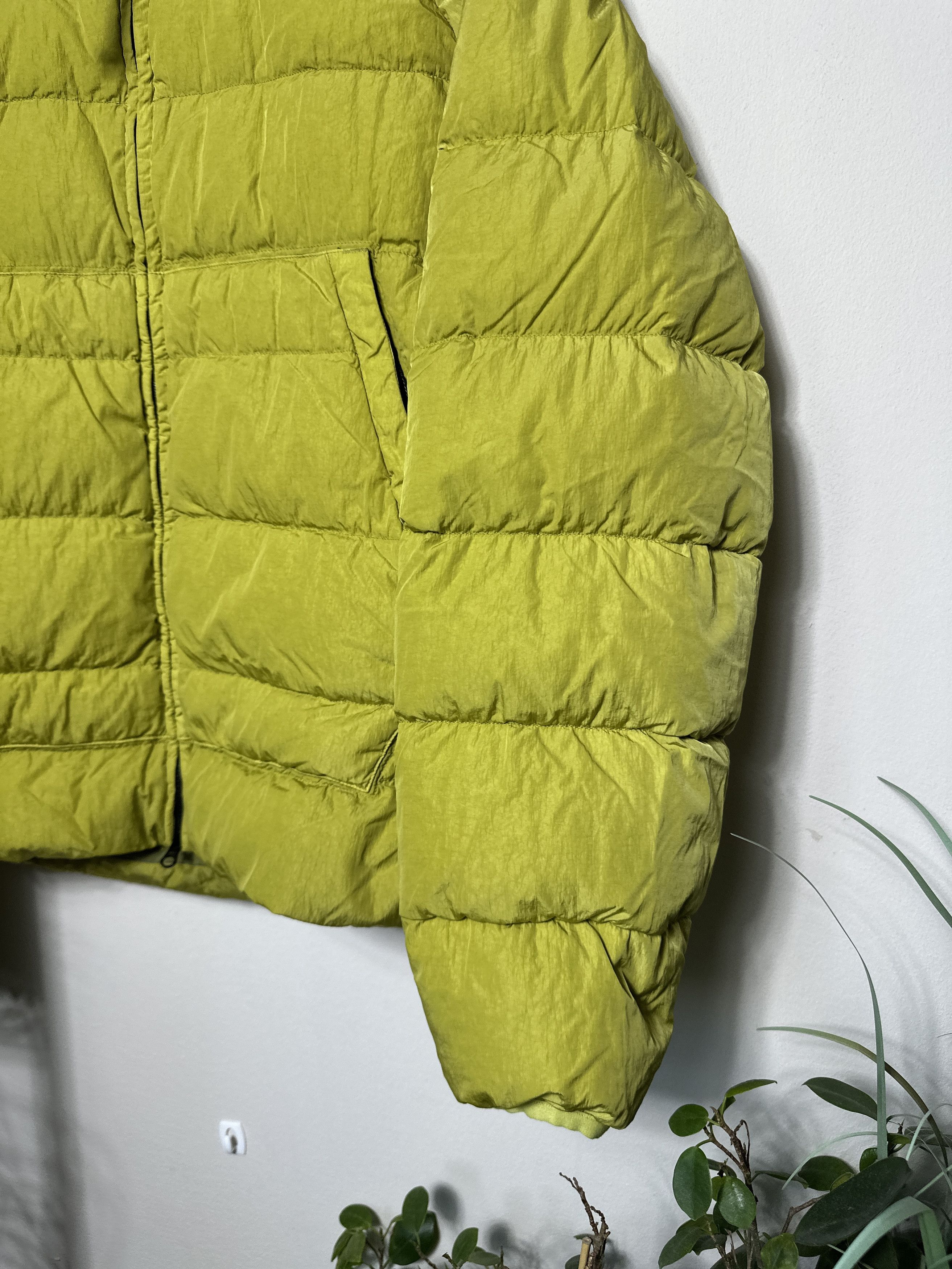 C.P. Company C p company eco chrome r puffer jacket size m Size US M / EU 48-50 / 2 - 2 Thumbnail