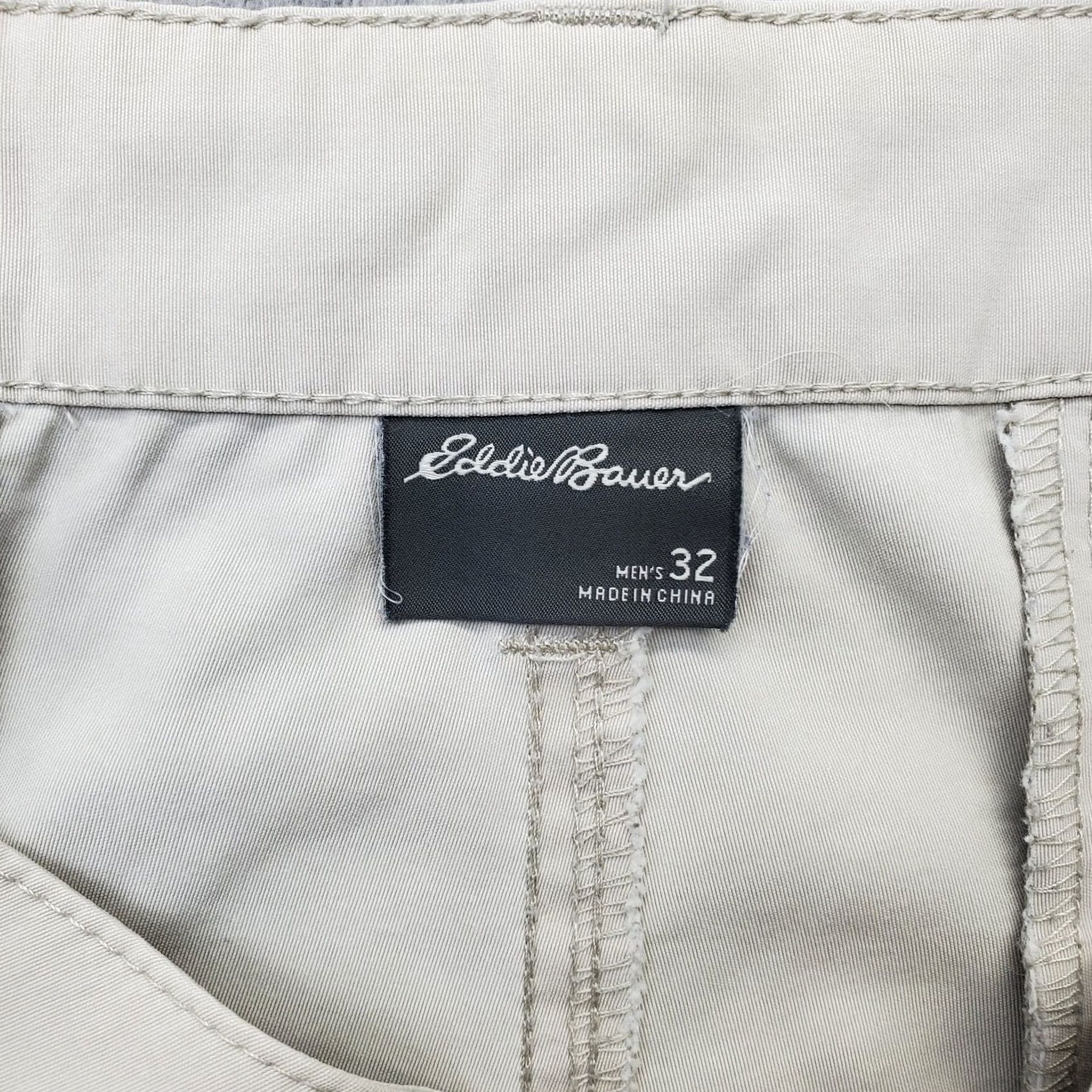 Eddie Bauer Eddie Bauer Chino Shorts Mens 32 Multi Nylon Stretch Belt Loop Outdoor Summer Regular Mens Size 32 Multicolor Nylon Stretch Belt Loop Outdoor Summer Size US 32 / EU 48 - 7 Thumbnail