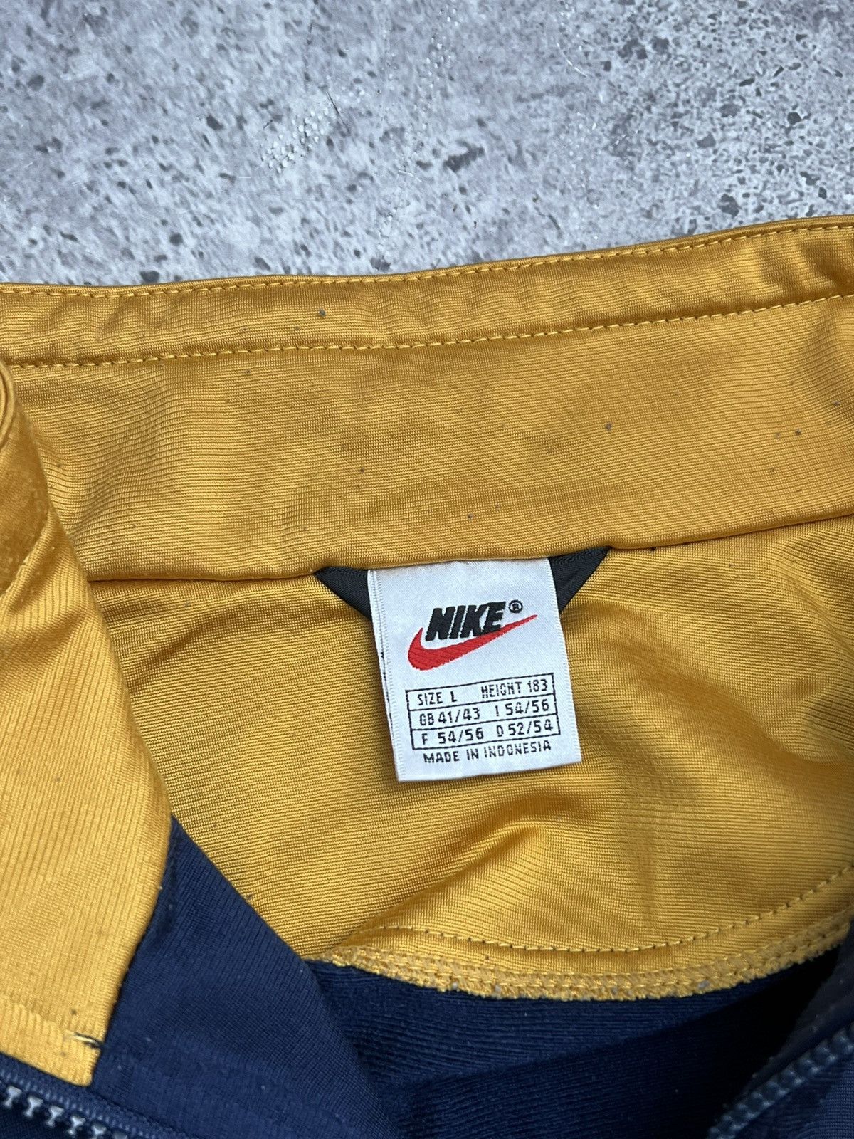 Nike Nike Track Suit Vintage Jacket Pants 00 Gorpcore Vintage Size US L / EU 52-54 / 3 - 10 Thumbnail