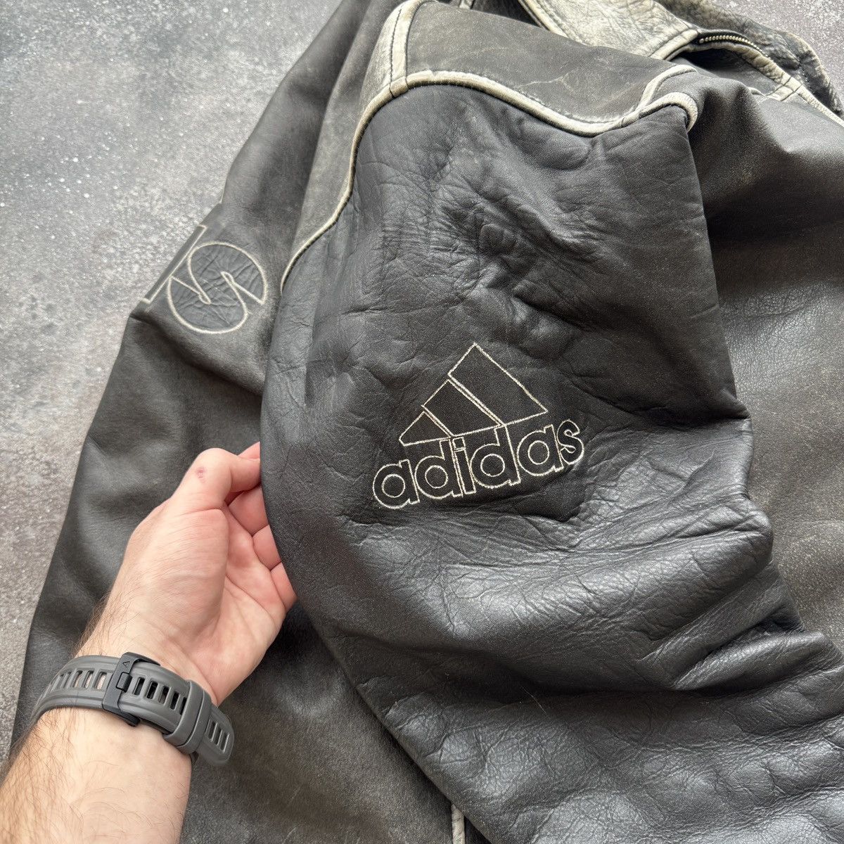 Adidas Adidas Equipment 90s Vintage Rare Real Faded Leather Jacket Size US L / EU 52-54 / 3 - 14 Thumbnail