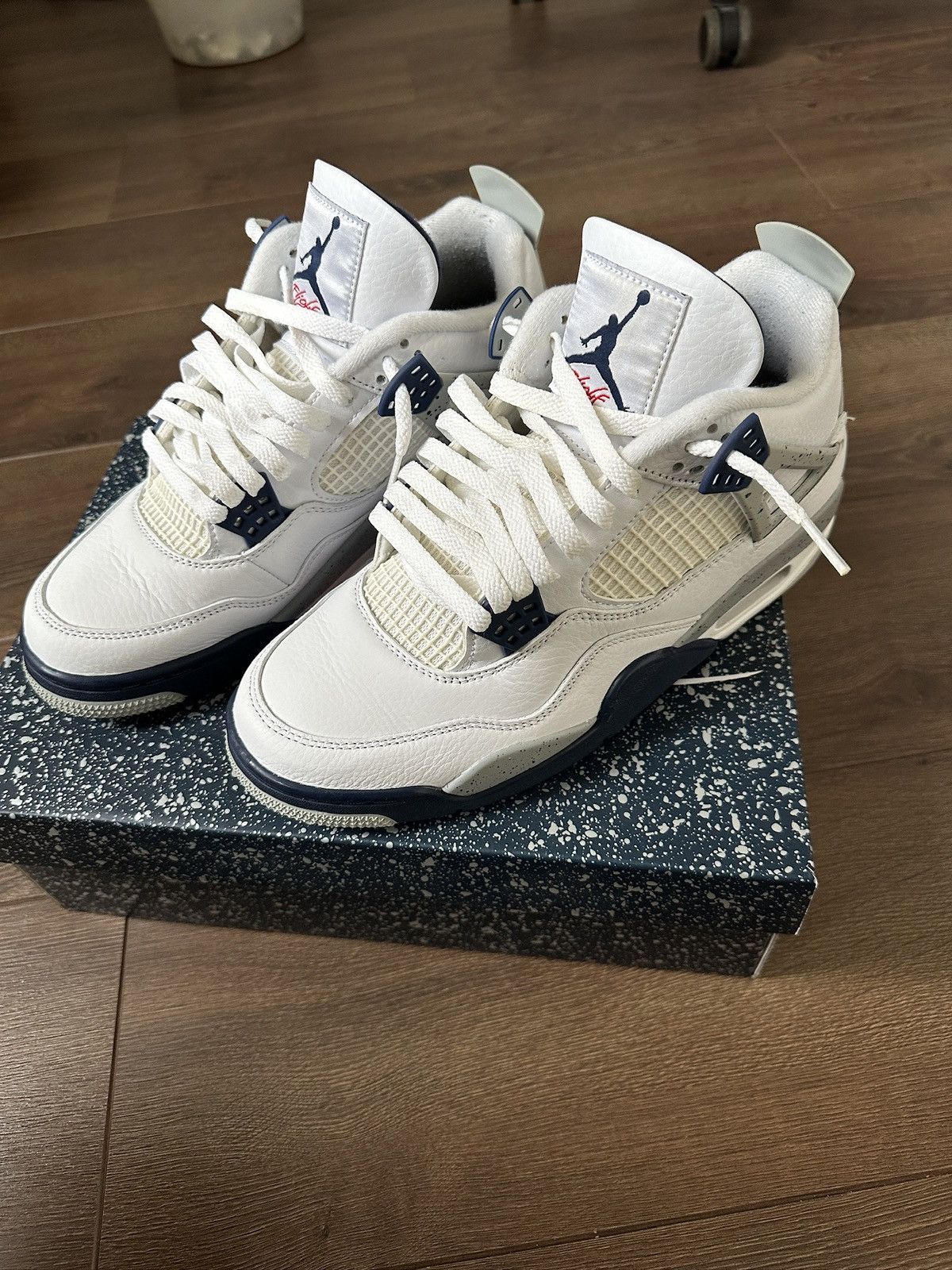 Jordan Brand Jordan 4 Midnight Navy Size US 9.5 / EU 42-43 - 2 Thumbnail