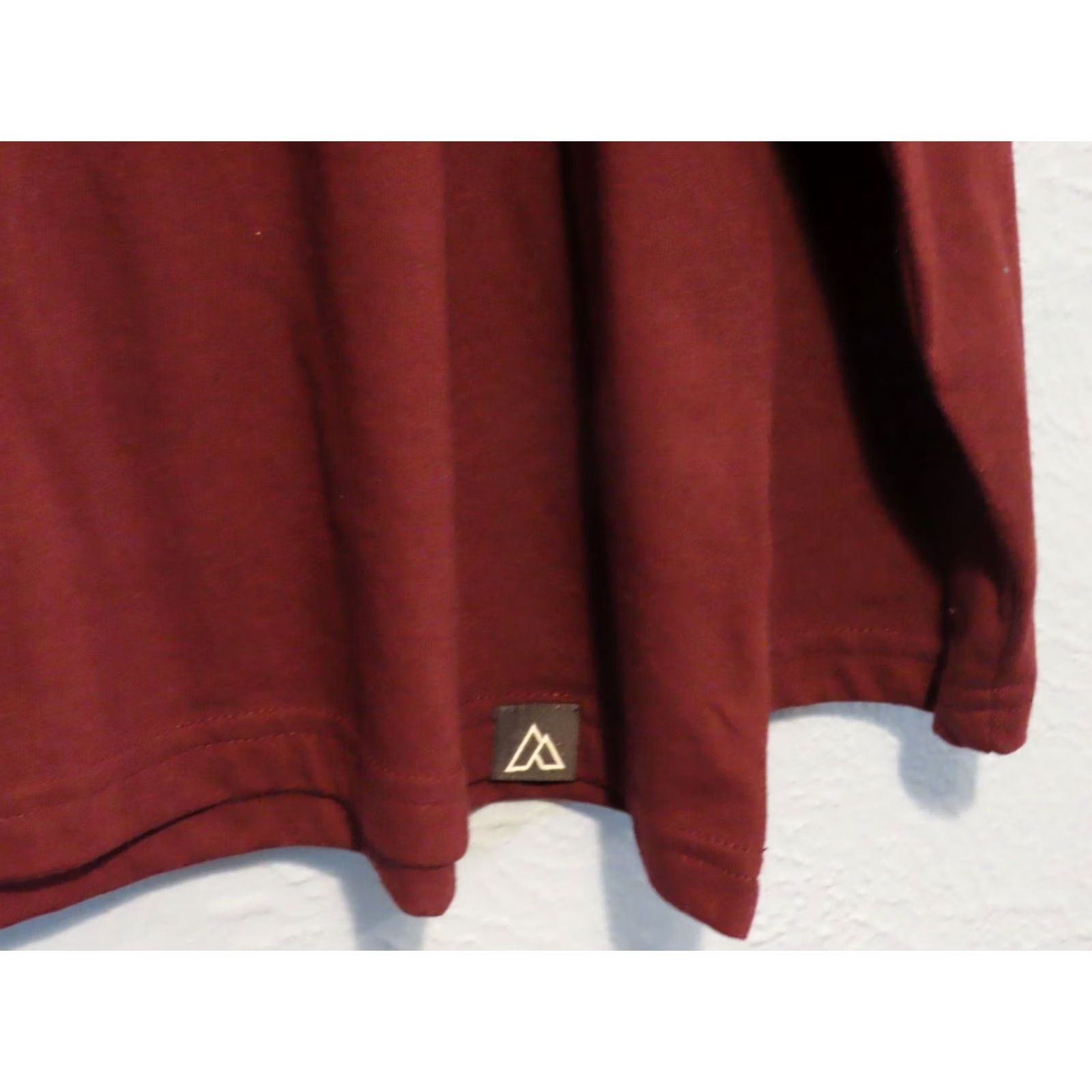 Vintage Alpine Design T-Shirt Mens XL Long Sleeve Graphic Deep Bordeaux UPF 50+ NWT Red Designer Size US XL / EU 56 / 4 - 5 Thumbnail