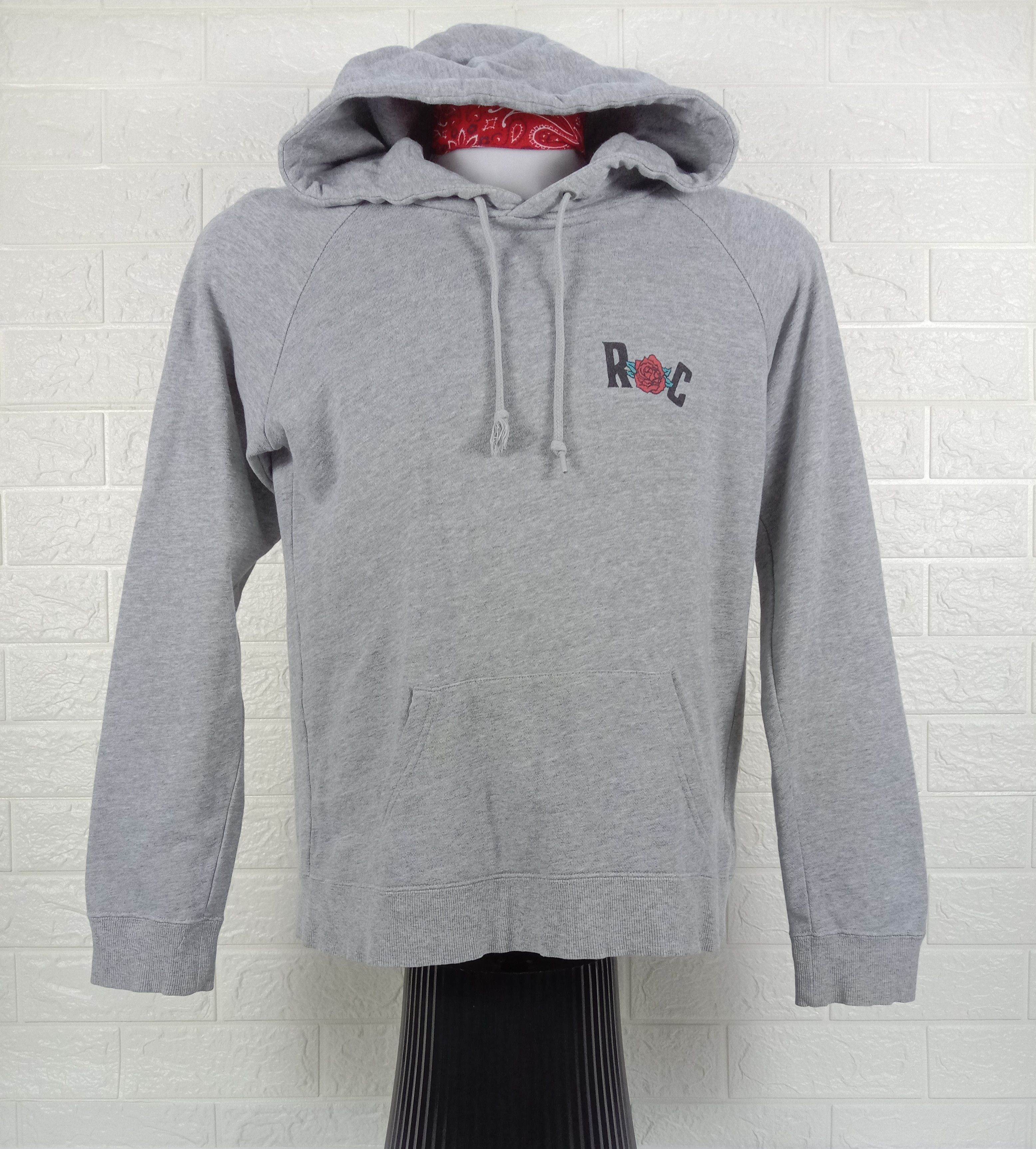 Japanese Brand Vintage Virgin Mary Roses Perfect Lucky Hoodie Sweatshirt Size US M / EU 48-50 / 2 - 2 Thumbnail