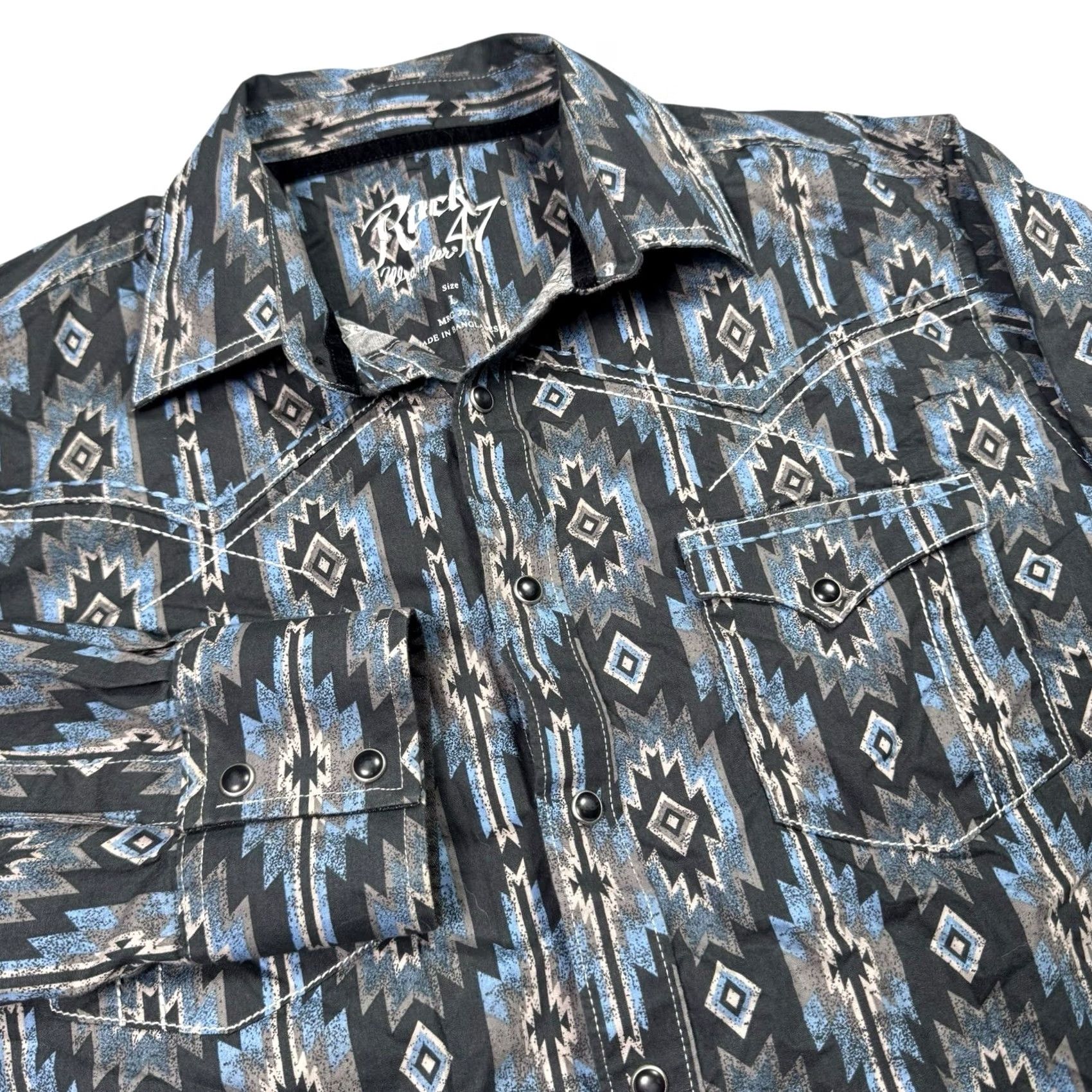 Wrangler Wrangler Rock 47 Shirt Mens L Pearl Snap Aztec Embroidered Western Cowboy Work Shirt Mens L Pearl Snap Aztec Embroidered Western Cowboy Work Size US L / EU 52-54 / 3 - 2 Thumbnail