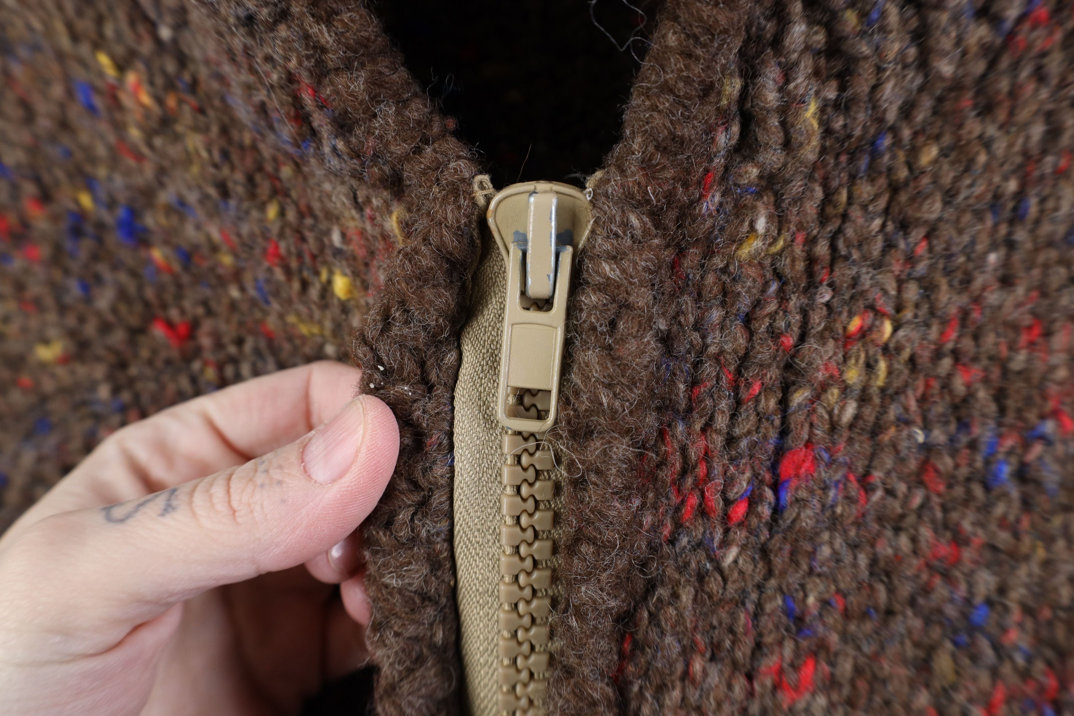 Vintage Vintage 90s Streetwear Fleck Hand Made Wool Sweater Jacket Size US L / EU 52-54 / 3 - 4 Thumbnail