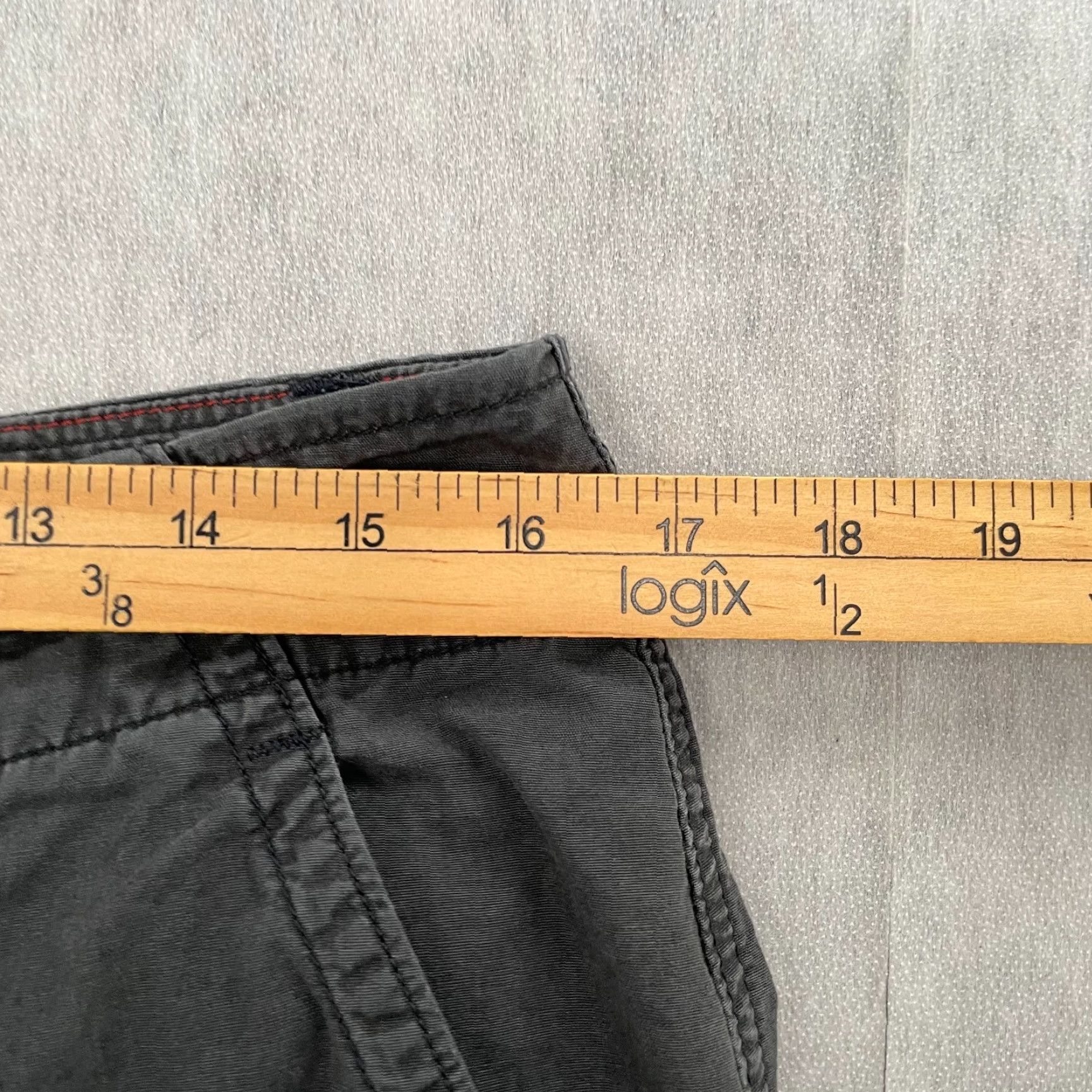 Abercrombie & Fitch Abercrombie & Fitch Shorts Adult 32 Gray Cargo Utility Pockets Logo Mens Y2K Size US 32 / EU 48 - 7 Thumbnail