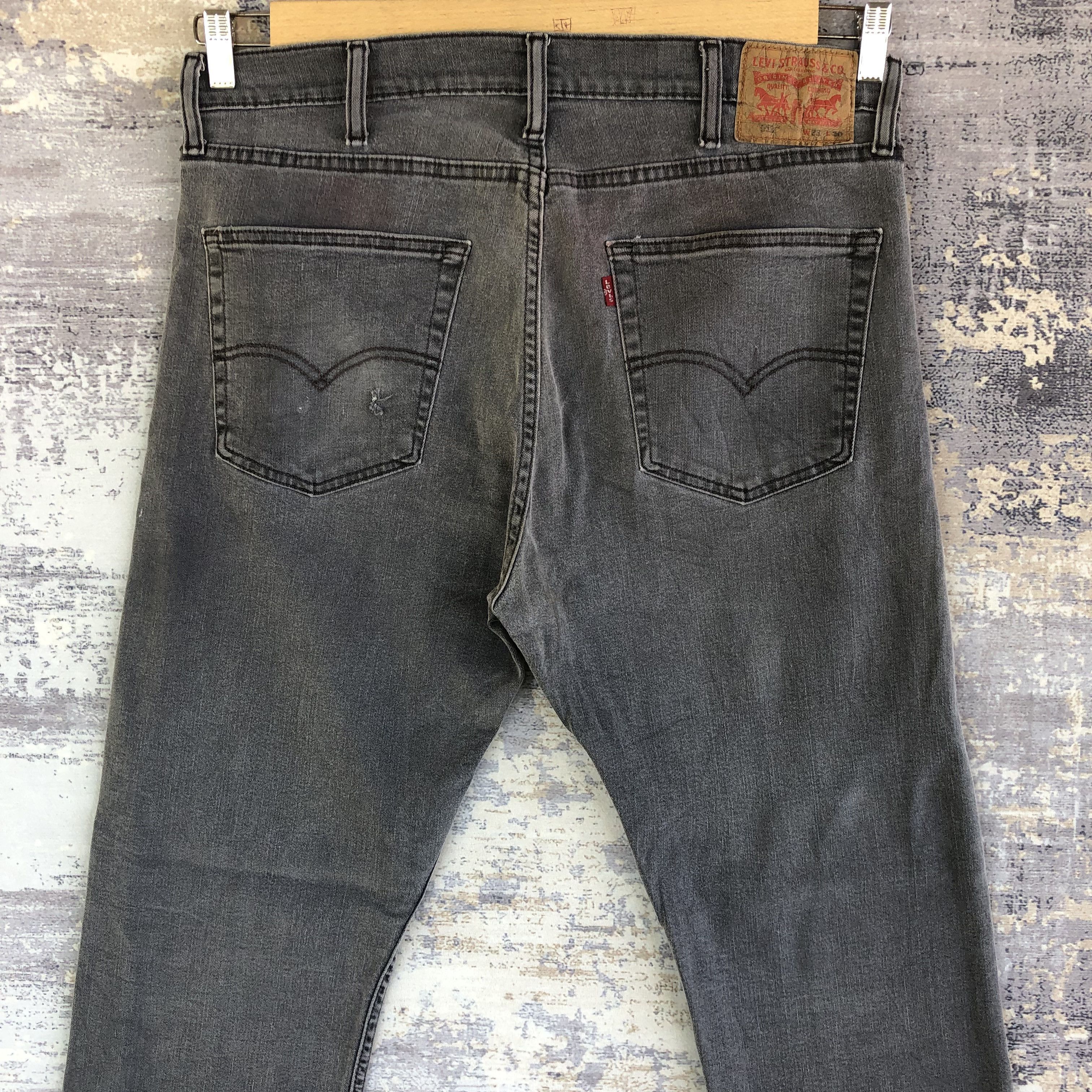 Levi's Vintage Y2K Levis 511 Ash Gray Jeans Levis Super Black Denim Size US 30 / EU 46 - 4 Thumbnail