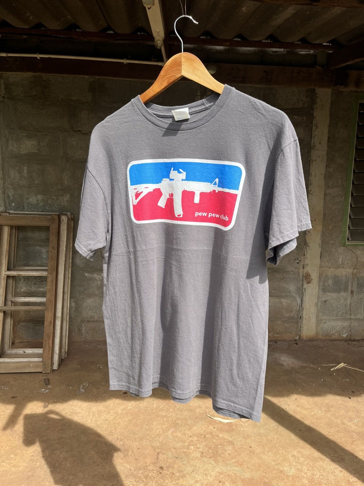 Vintage Pew pew club Size US L / EU 52-54 / 3 - 1 Thumbnail