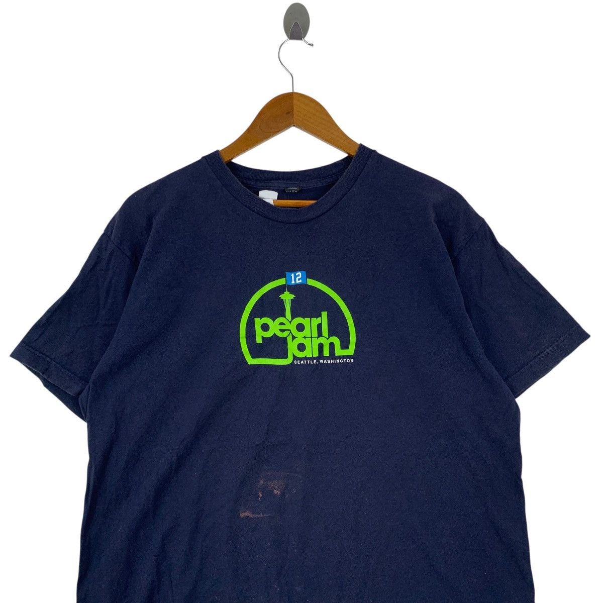 Vintage PEARL JAM #12 Seattle Washington Band Radio Tshirt Size US XL / EU 56 / 4 - 2 Thumbnail