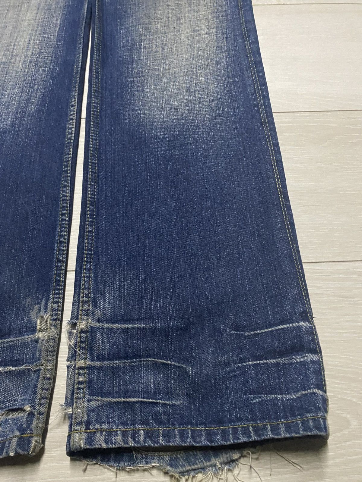 If Six Was Nine Vintage Nicole Club For Men Distressed BootCut Flare Jeans Size US 33 - 8 Thumbnail
