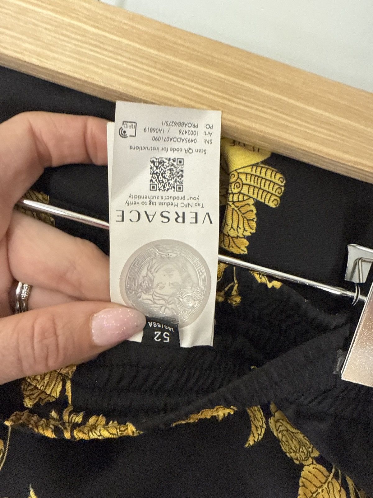 Versace Versace Print Silk Shorts Brocade Black Gold 52 Size US 36 / EU 52 - 7 Thumbnail