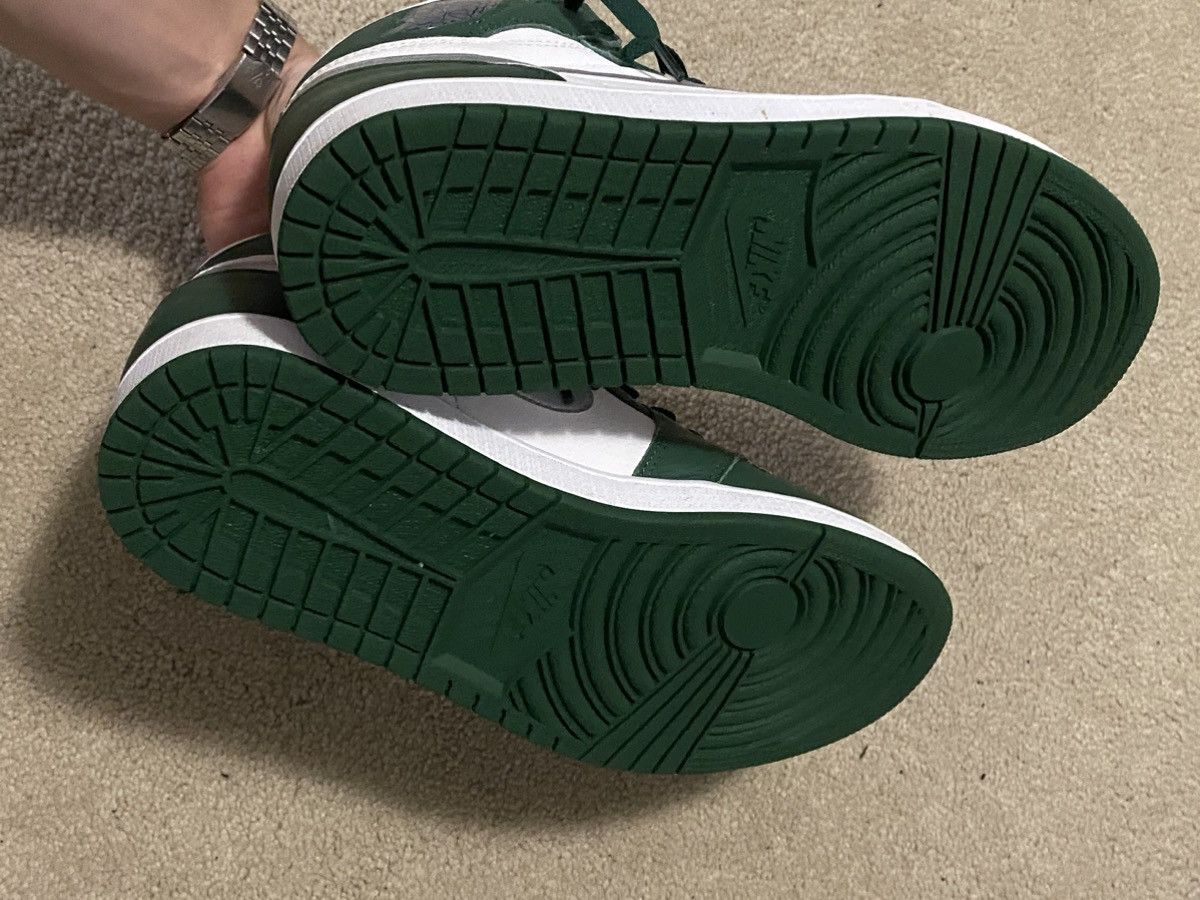 Jordan Brand × Nike Air Jordan 1 Retro High OG Gorge Green Size US 10.5 / EU 43-44 - 11 Thumbnail