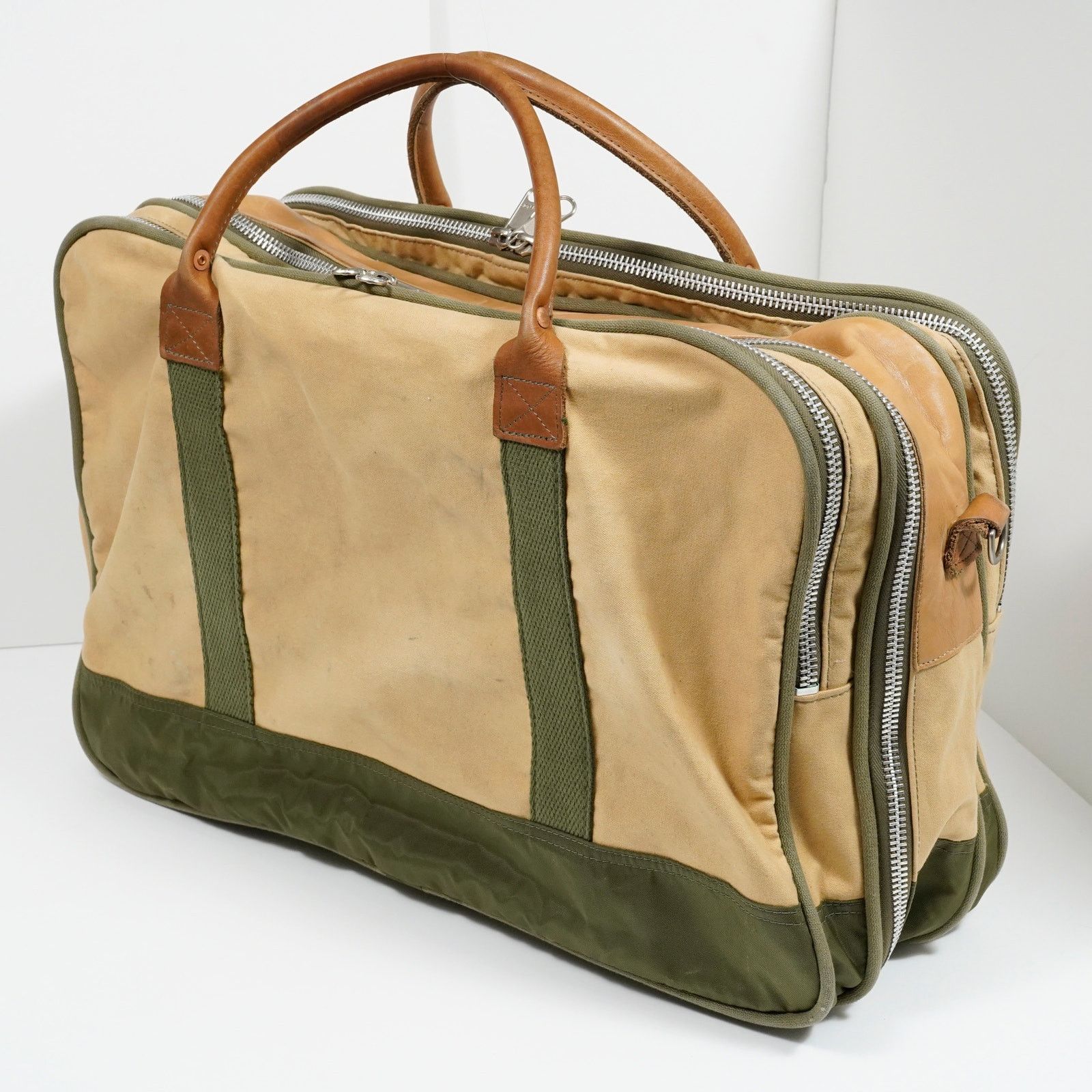 J.W. Hulme Co. VTG J.W. Hulme Co Canvas Leather Duffel Bag #4 Lenzip USA Size ONE SIZE - 9 Thumbnail