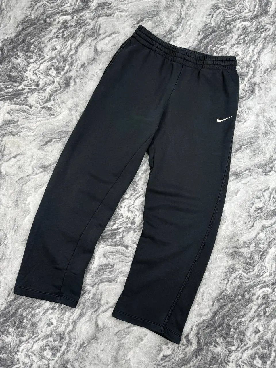 Nike Vintage Nike Sweatpants 00s Baggy Swoosh Y2K Size US 32 / EU 48 - 1 Thumbnail