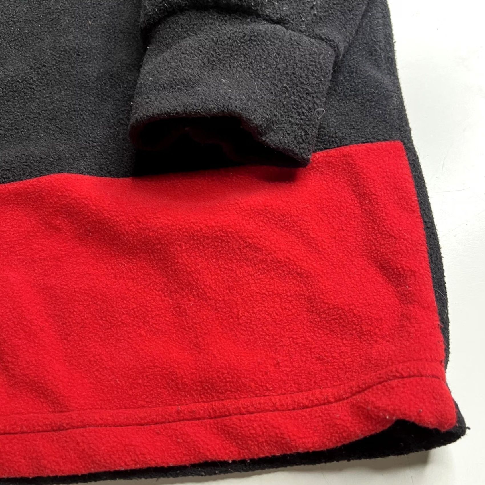 Vintage Wu Wear Sweatshirt Mens XL Black Red Fleece 1/4 Zip Mock Neck Pullover Hip Hop Size US XL / EU 56 / 4 - 2 Thumbnail