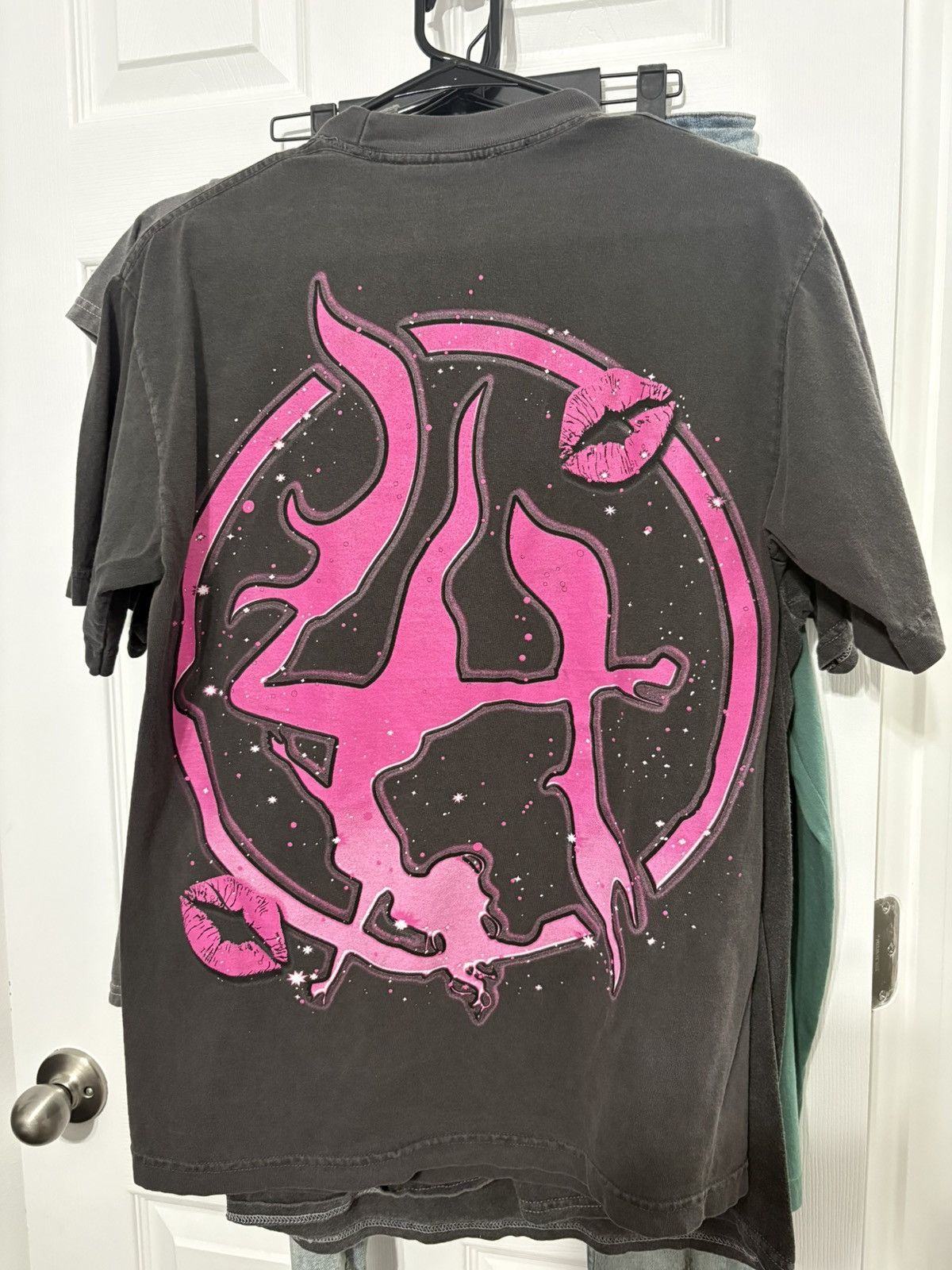 Other Lost In The Hills Graphic T Shirt Size US S / EU 44-46 / 1 - 3 Thumbnail