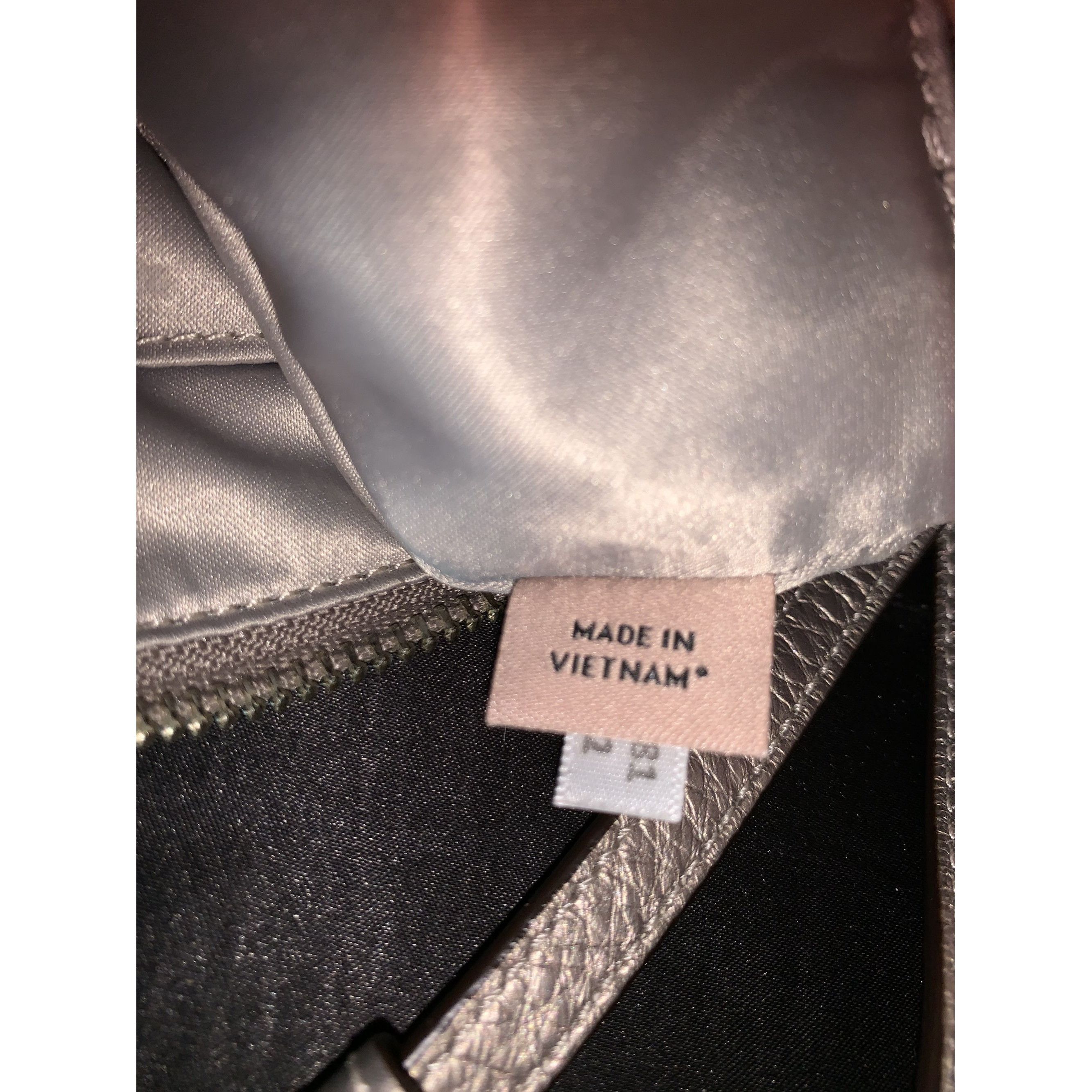 Coach Coach Metallic Tan Pebbled Crossbody EUC Size ONE SIZE - 6 Thumbnail