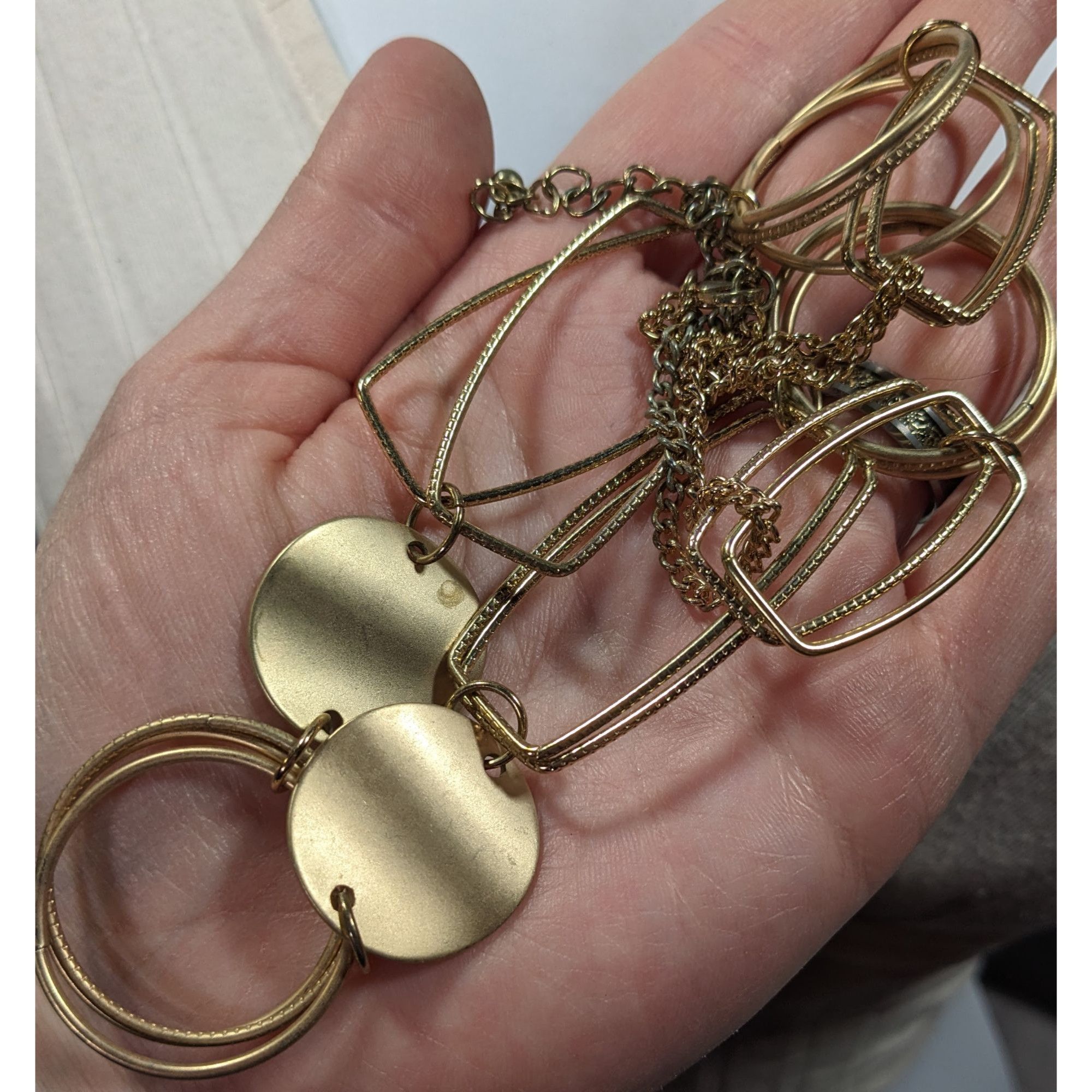 Other Modern Geometric Gold Tone Link And Disc Necklace Size ONE SIZE - 5 Thumbnail