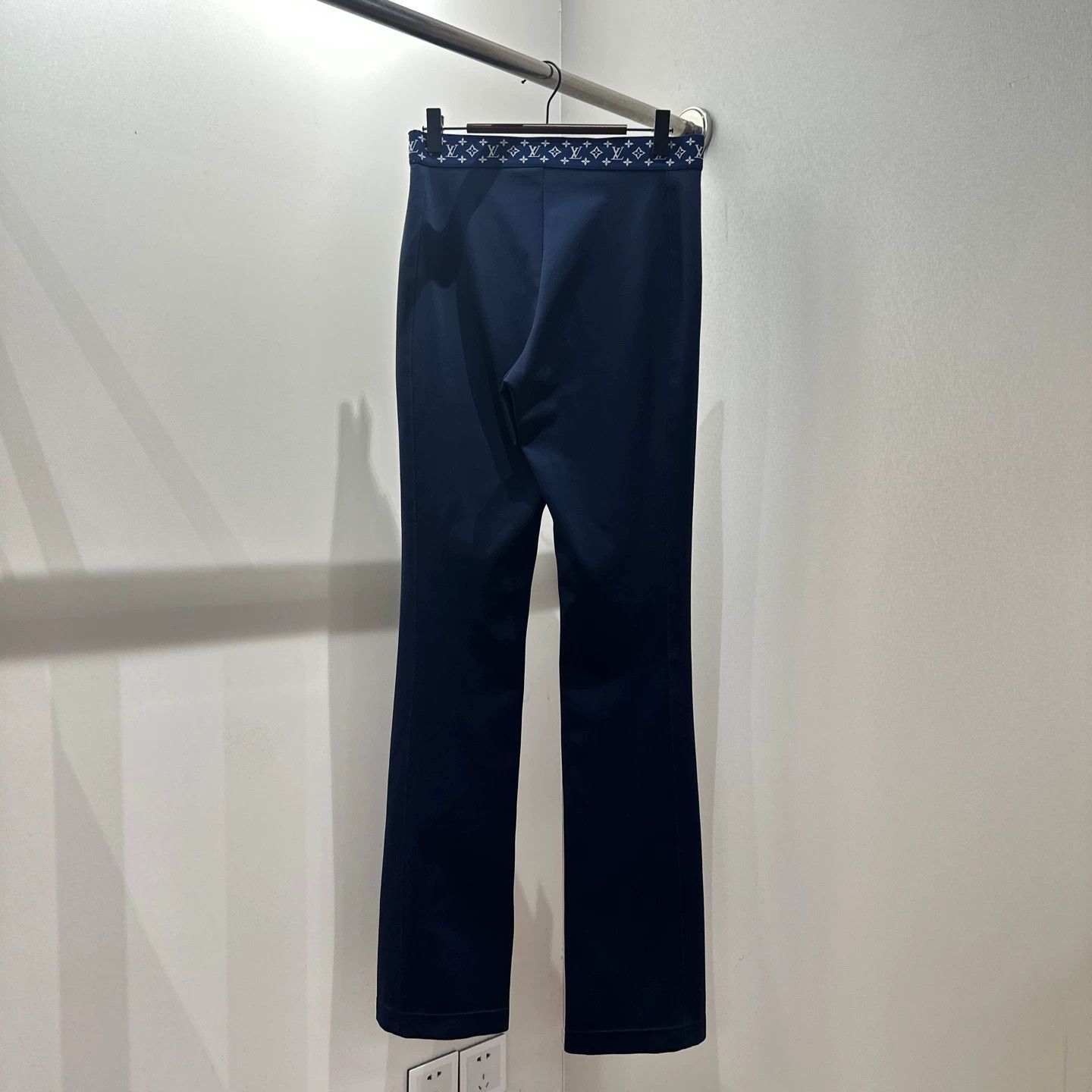 Louis Vuitton LV Monogram Flared Elastic Waist Pants 40 Size 28" / US 6 / IT 42 - 2 Thumbnail