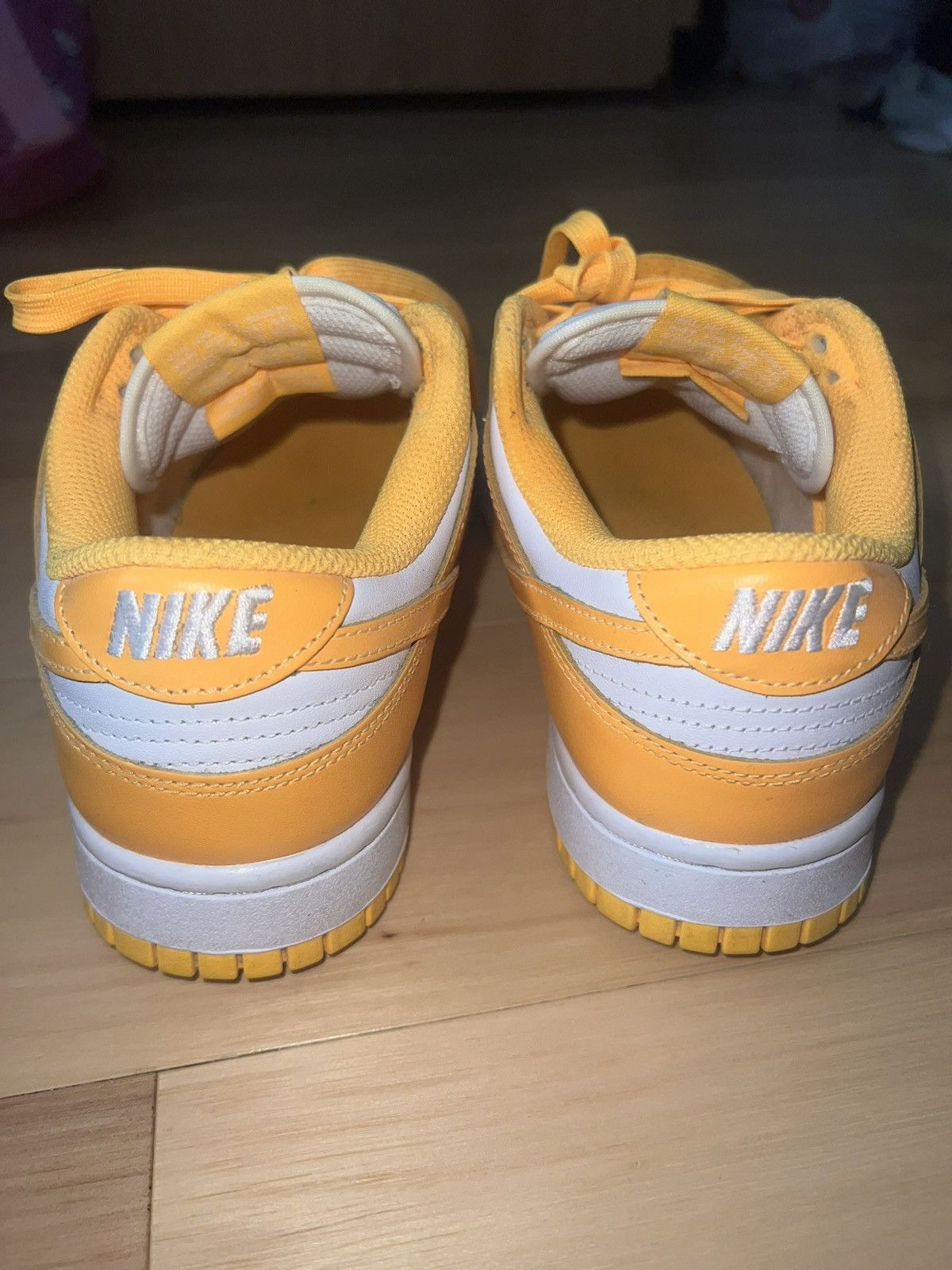Nike Nike Dunks in Laser Orange Size US 7.5 / IT 37.5 - 2 Thumbnail