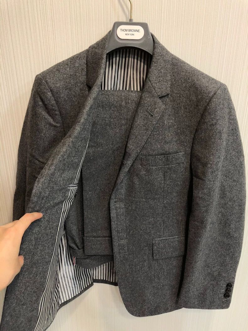 Thom Browne Thom Browne Size 1 Suit 2503-Nextarrow Size 36R - 1 Thumbnail