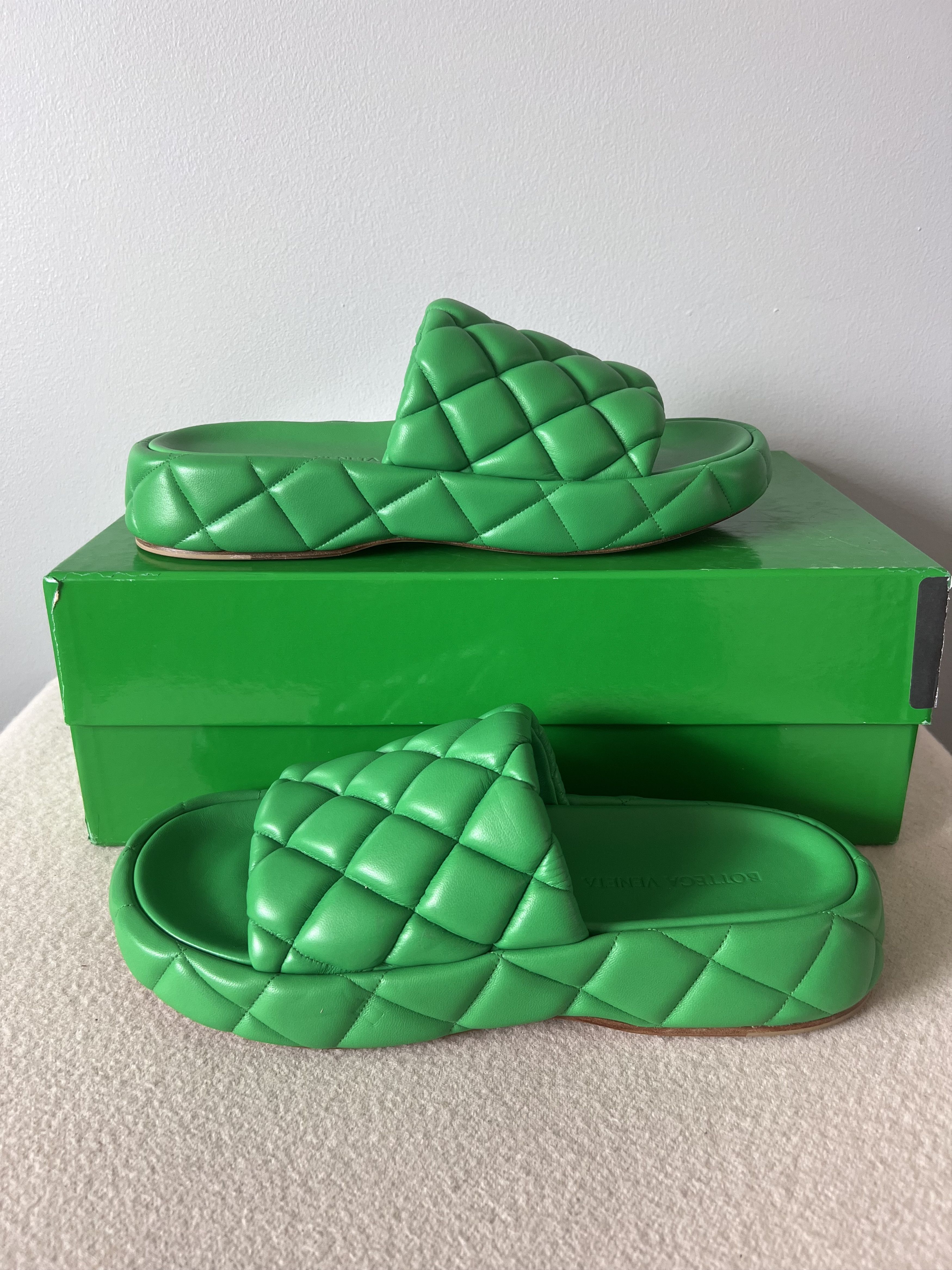 Bottega Veneta Bottega Veneta Padded Leather Sandals in Green Size US 9 / EU 42 - 2 Thumbnail